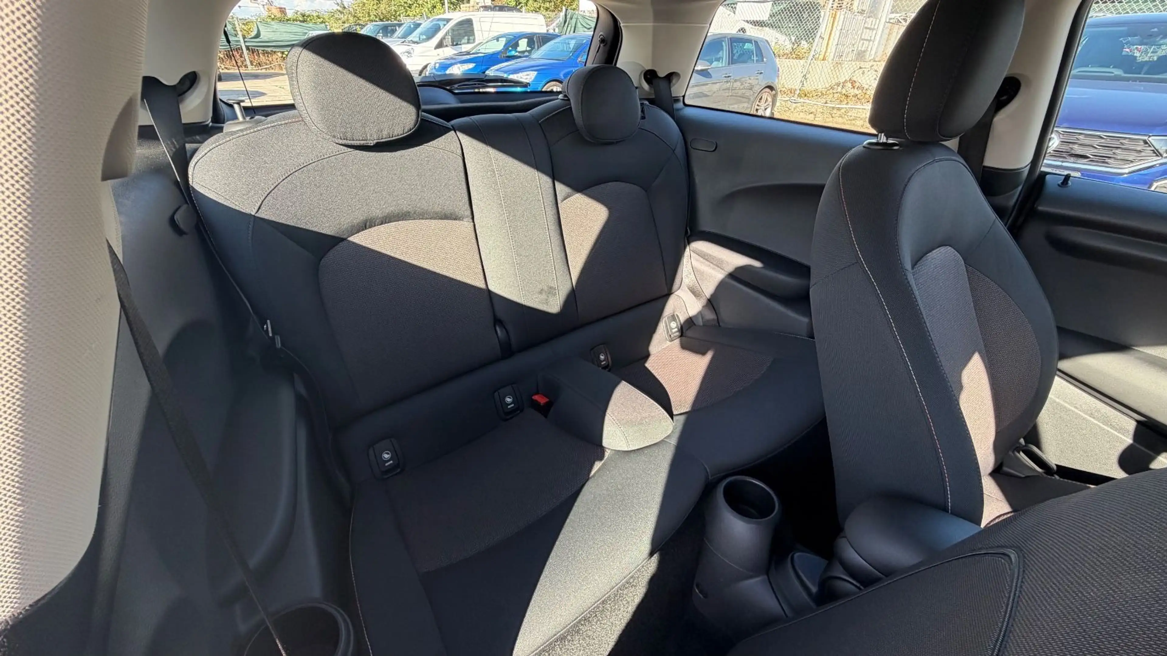 MINI One Mini 3-trg. One First — photo 13