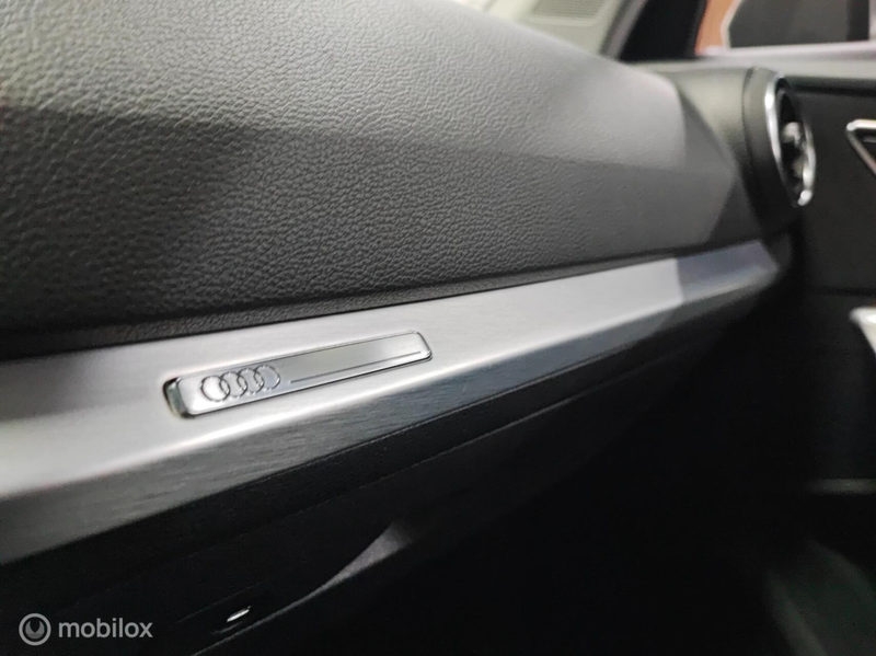 Audi Q2 35 TFSI S-TRONIC GREY PANORAMA LED NAVI XENON PDC — photo 37