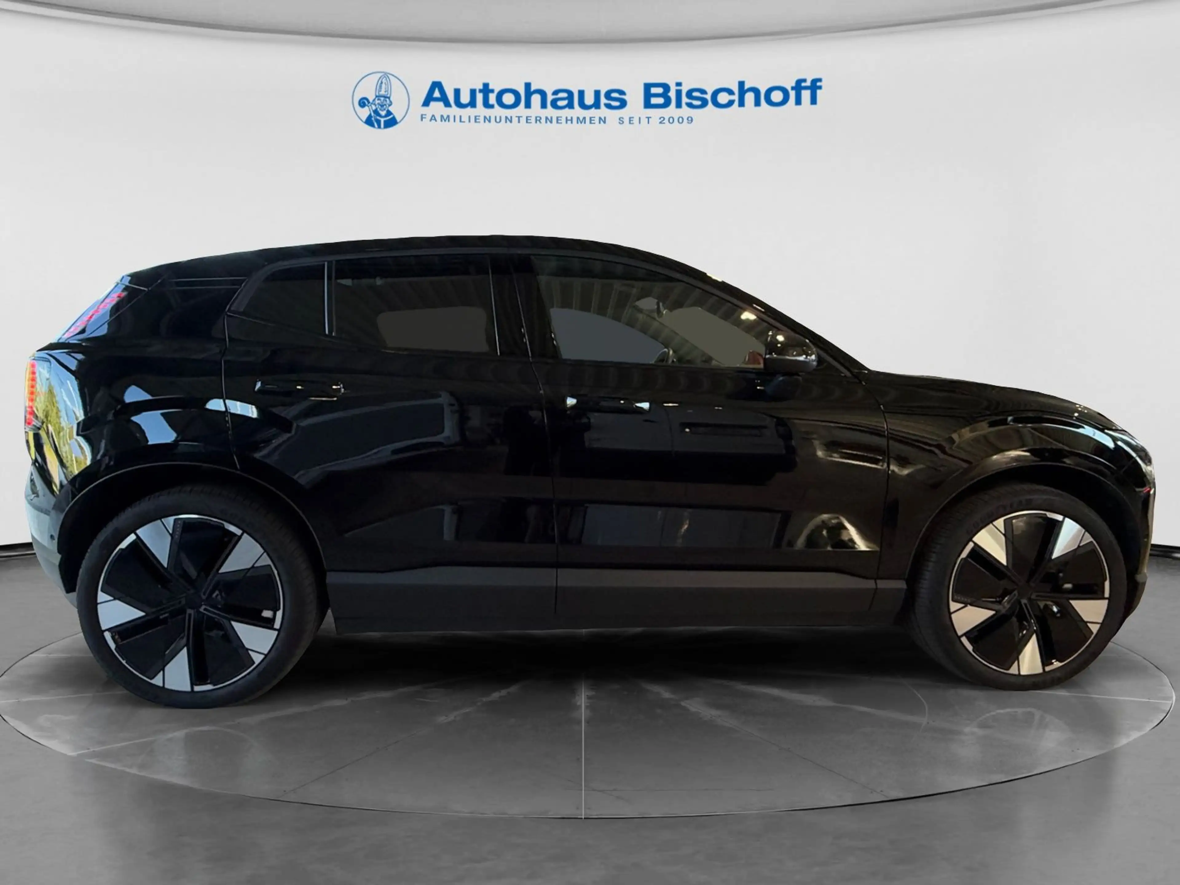 Volvo EX30 Plus AWD Performance Pure Electric — photo 5