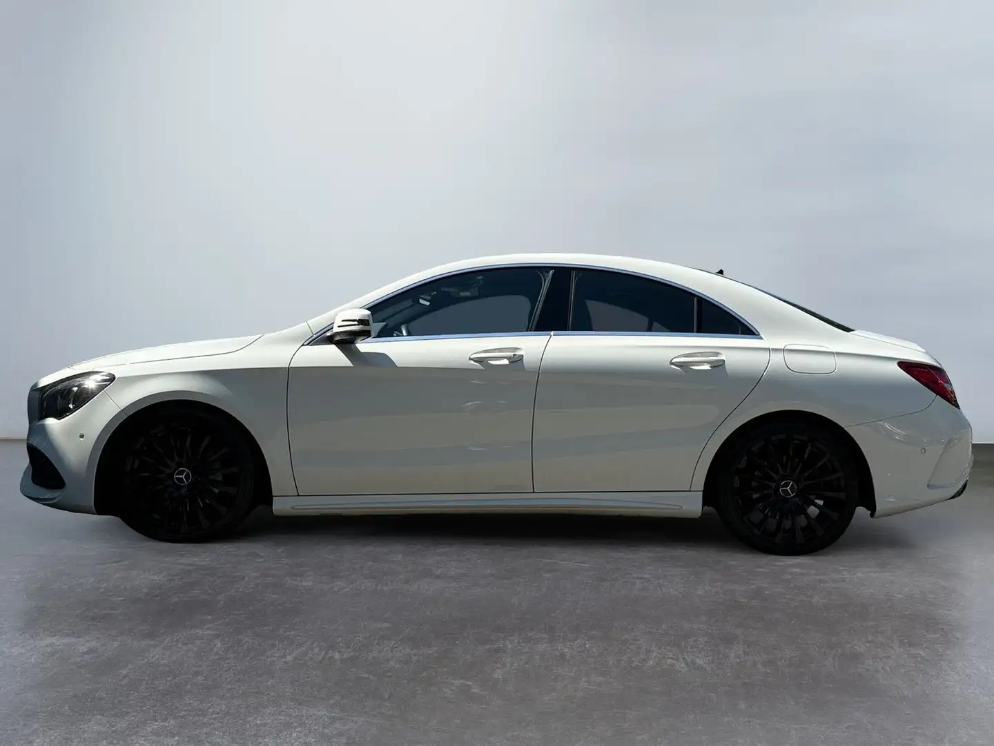 Mercedes-Benz CLA 220 CLA -Klasse CLA 220 4Matic Blanc - 2