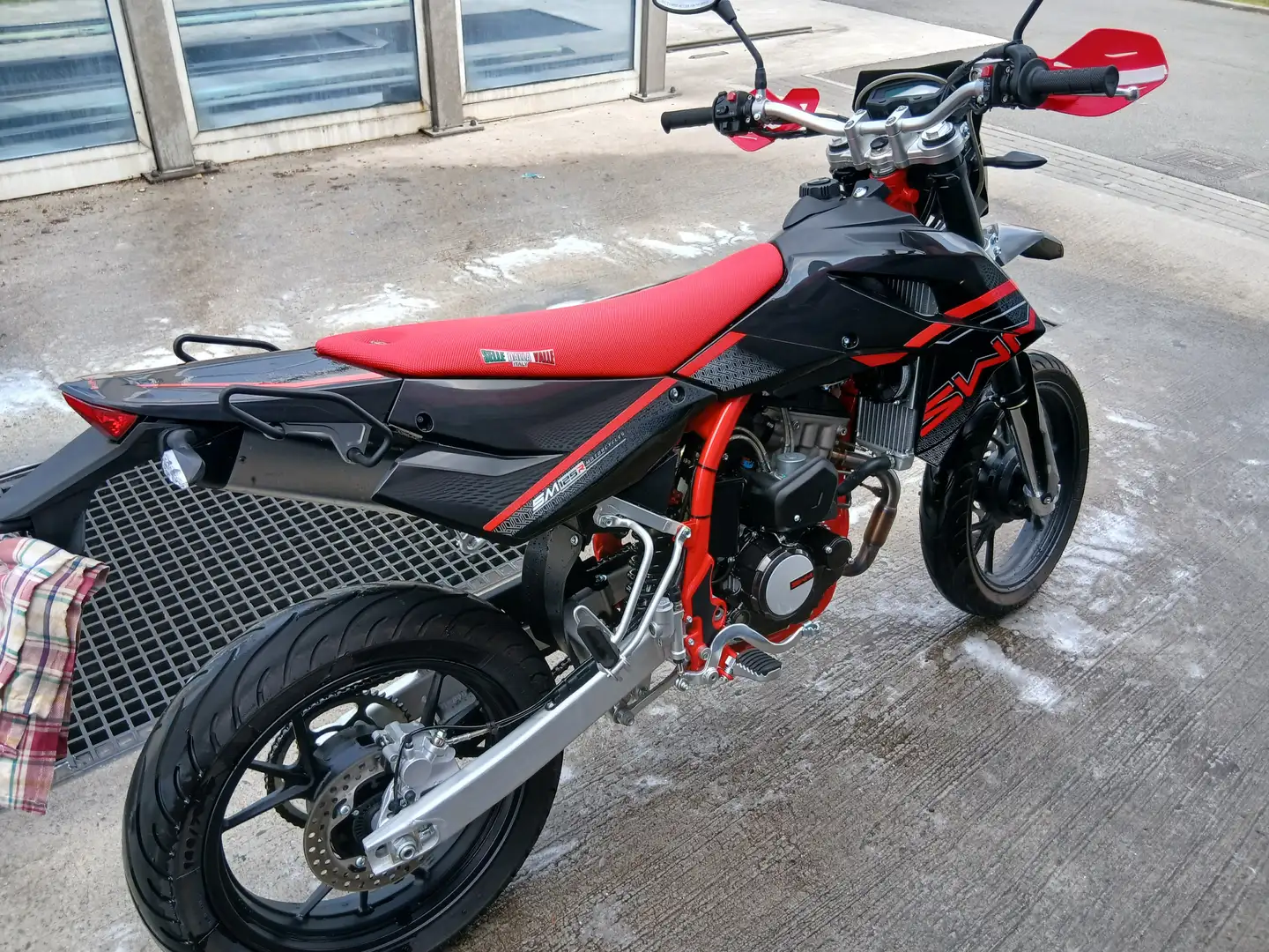 SWM RS 125 R R125 4 tempi Noir - 2