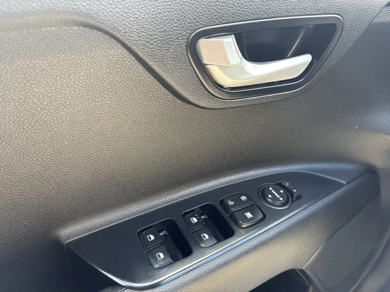 Kia Rio снимка Kia Rio