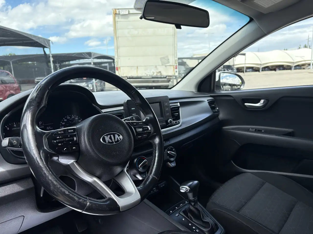 Kia Rio снимка Kia Rio