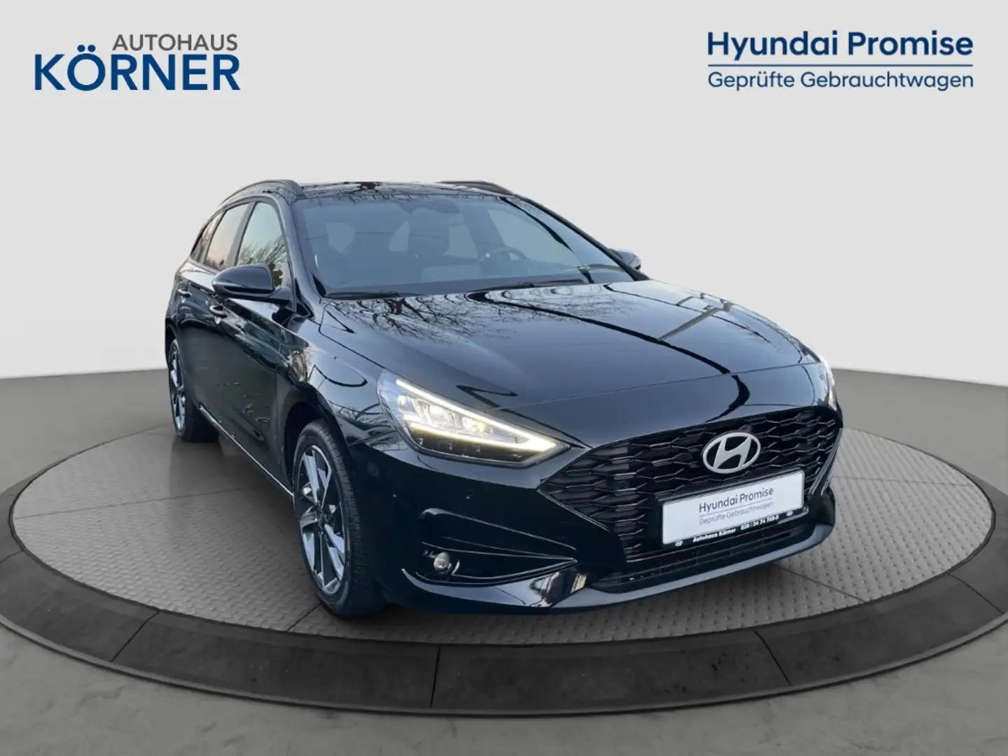 Hyundai i30 ADVANTAGE (48V) 1.5 T-GDI *NAVI*SITZHZG*DAB* Noir - 1