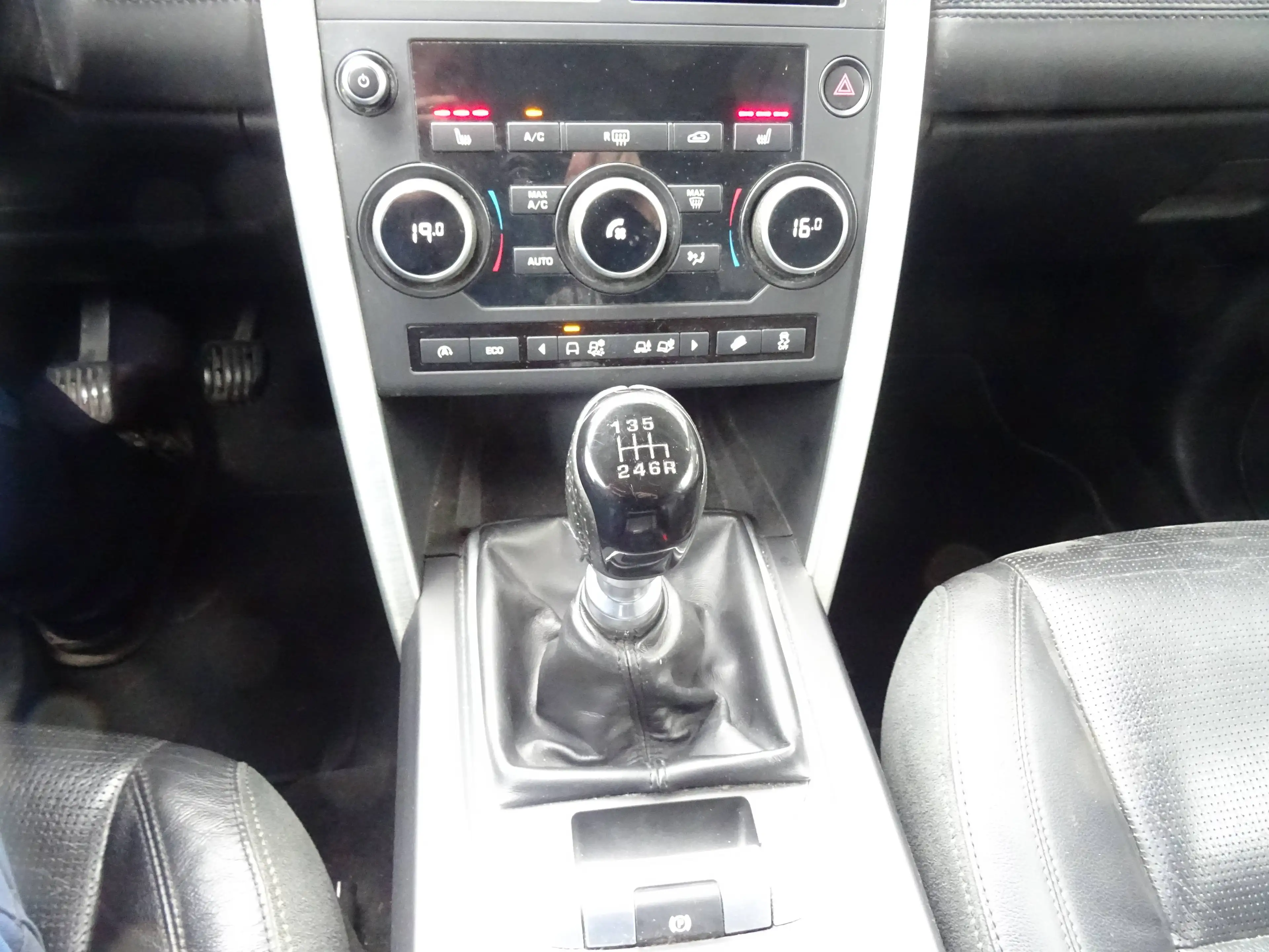 Land Rover Discovery Sport Discovery Sport 2.0 eD4 E-Capability Stellar SE — photo 11