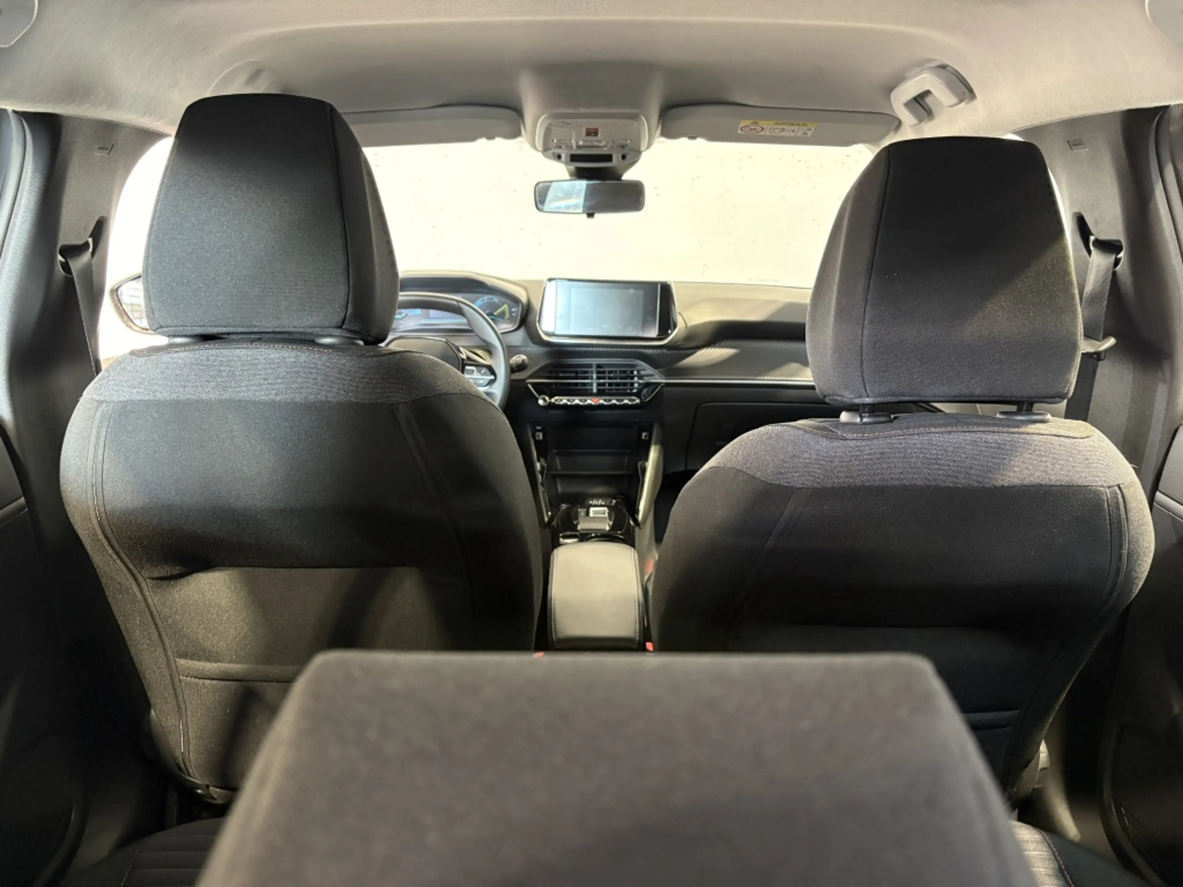 Peugeot e-208 50 kWh SOH 95% | Carplay | Lane Assist | Cruise co — photo 4