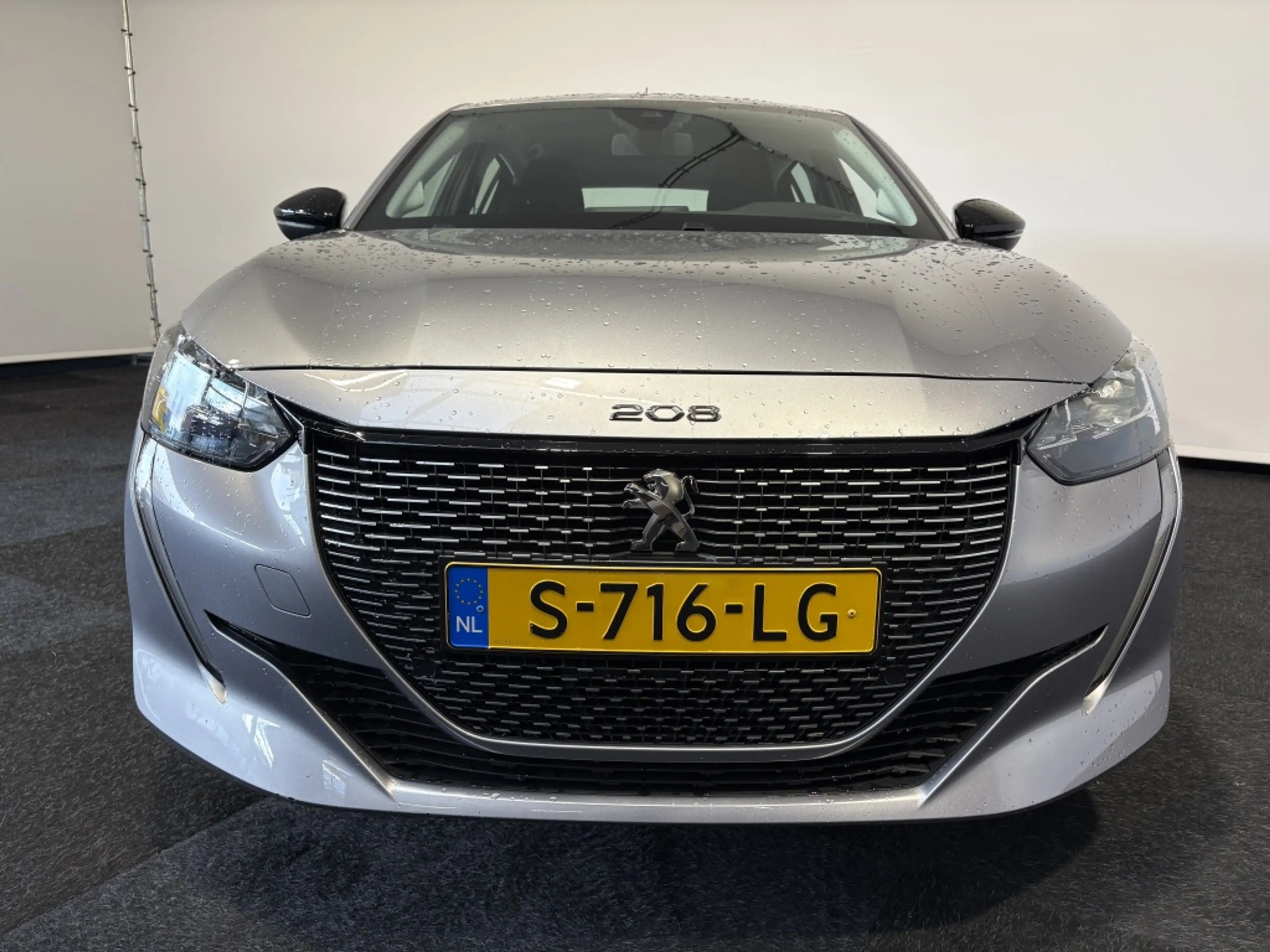 Peugeot e-208 50 kWh SOH 95% | Carplay | Lane Assist | Cruise co — photo 3