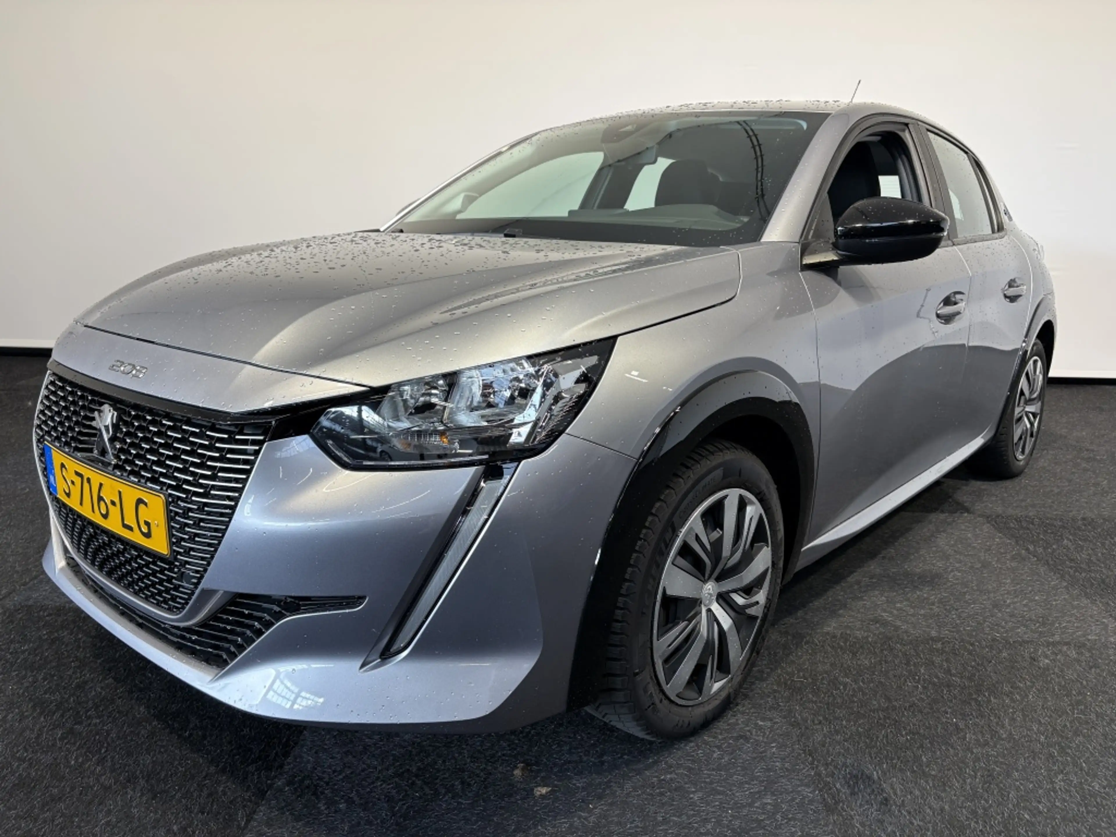 Peugeot e-208 50 kWh SOH 95% | Carplay | Lane Assist | Cruise co — photo 13