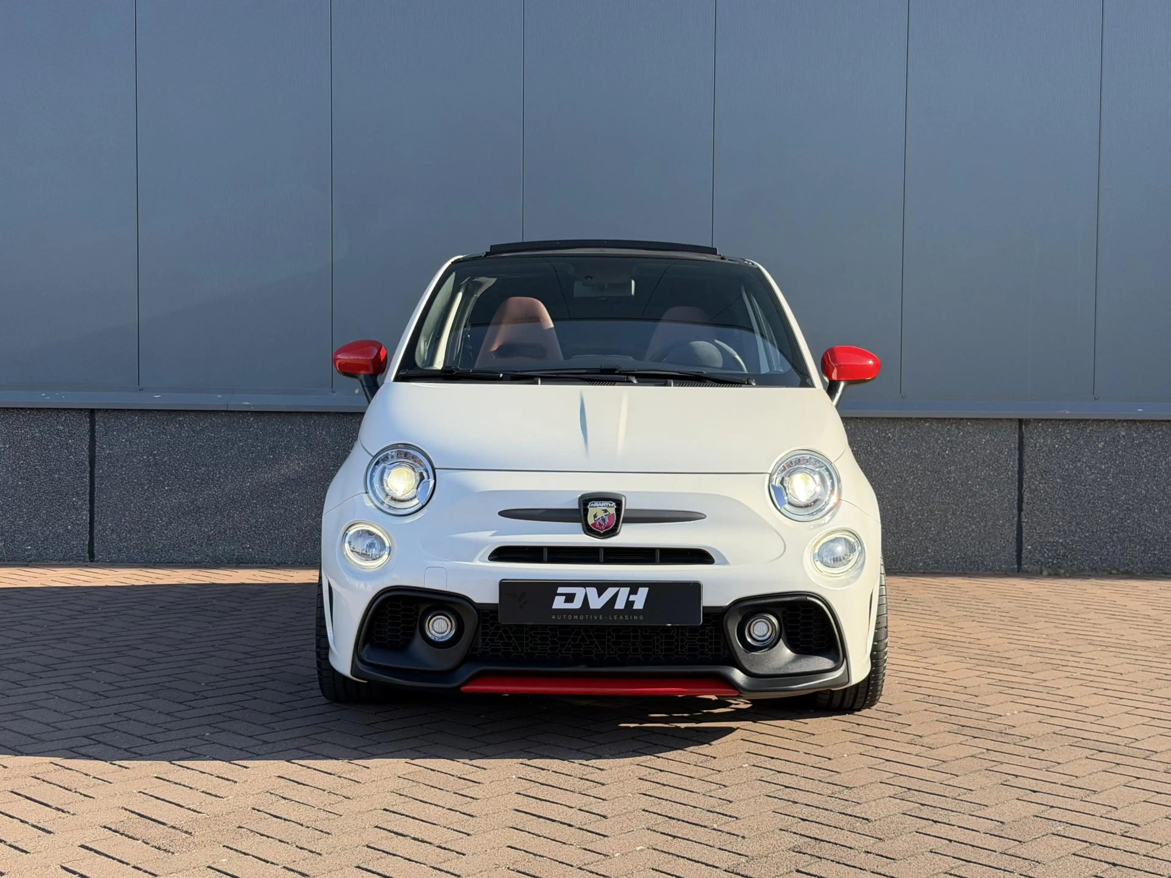 Abarth 595C 1.4 T-Jet Competizione BEATS | CARBON | BI-XENON — photo 2