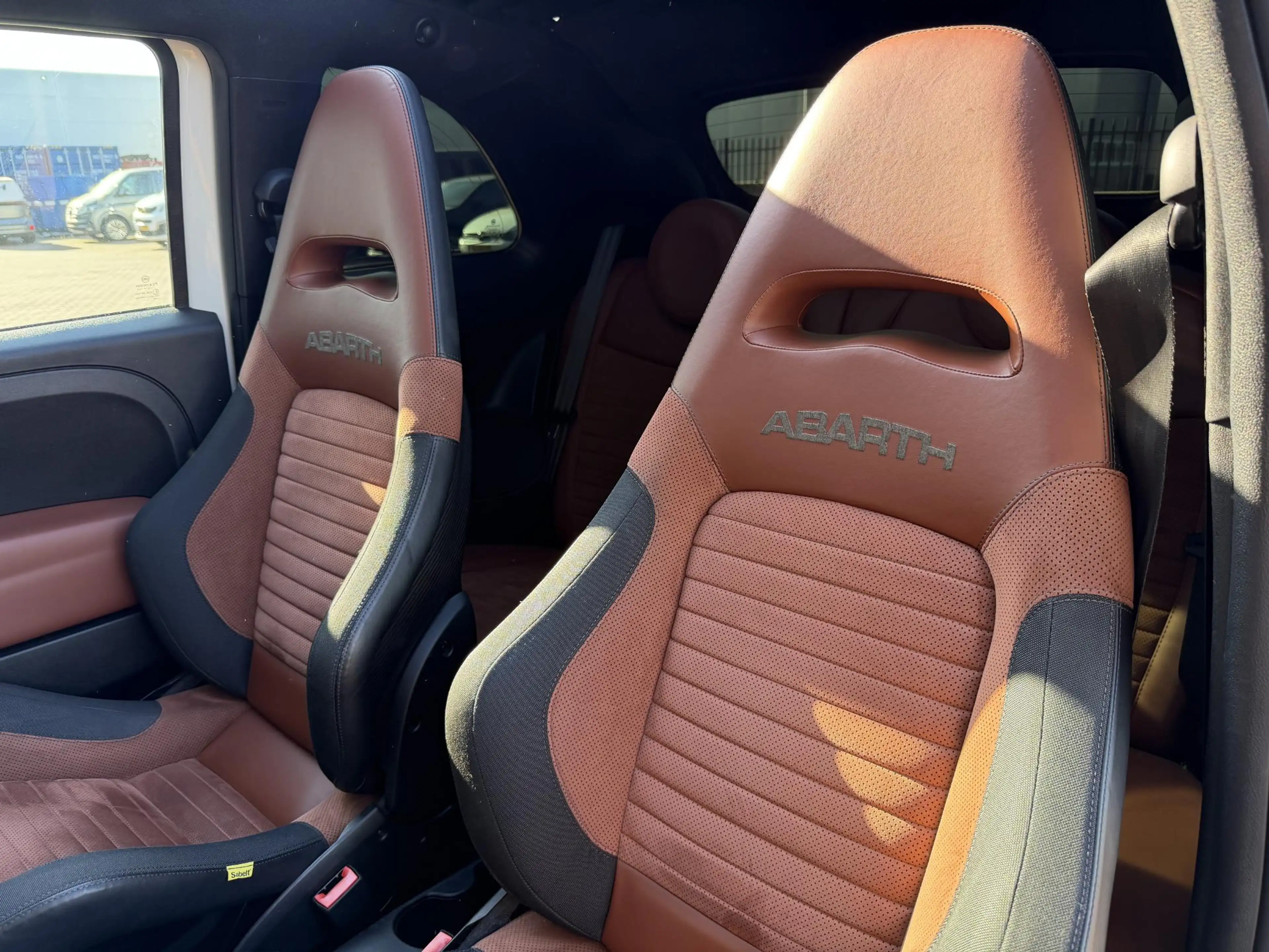 Abarth 595C 1.4 T-Jet Competizione BEATS | CARBON | BI-XENON — photo 11