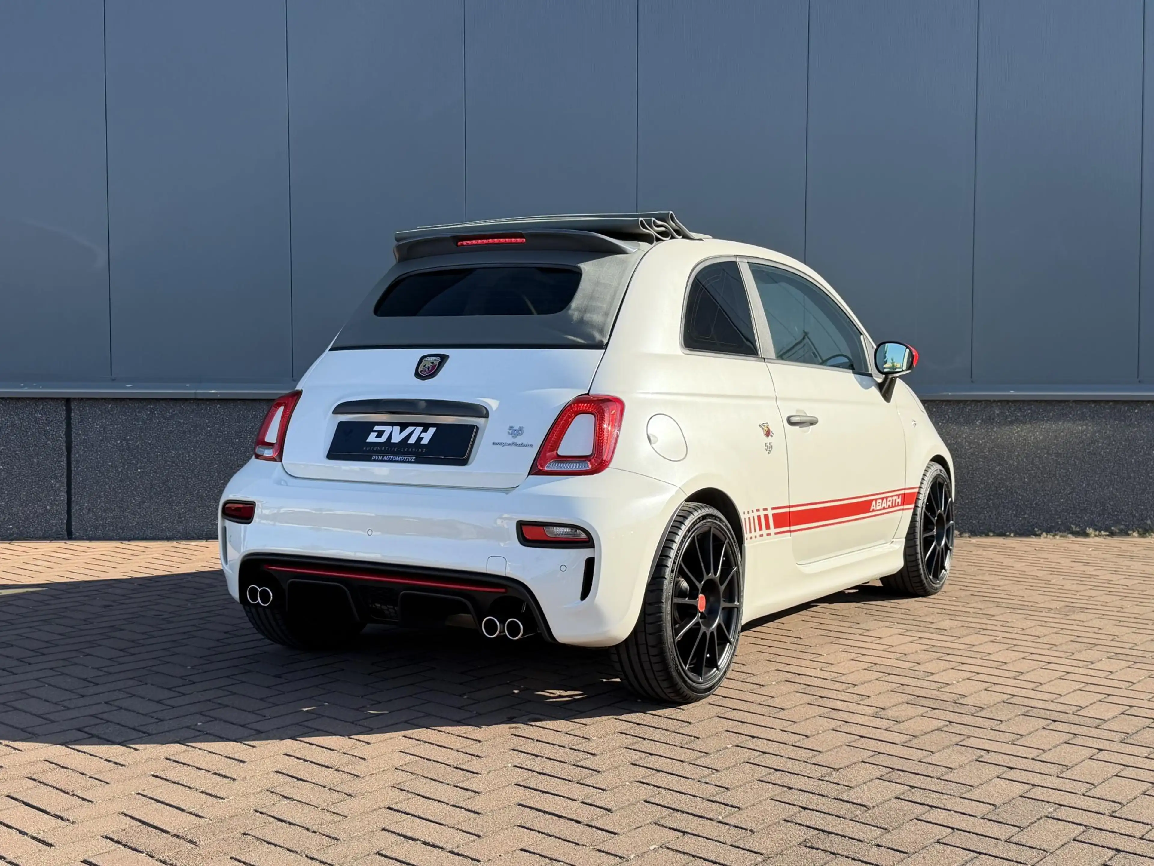 Abarth 595C 1.4 T-Jet Competizione BEATS | CARBON | BI-XENON — photo 4