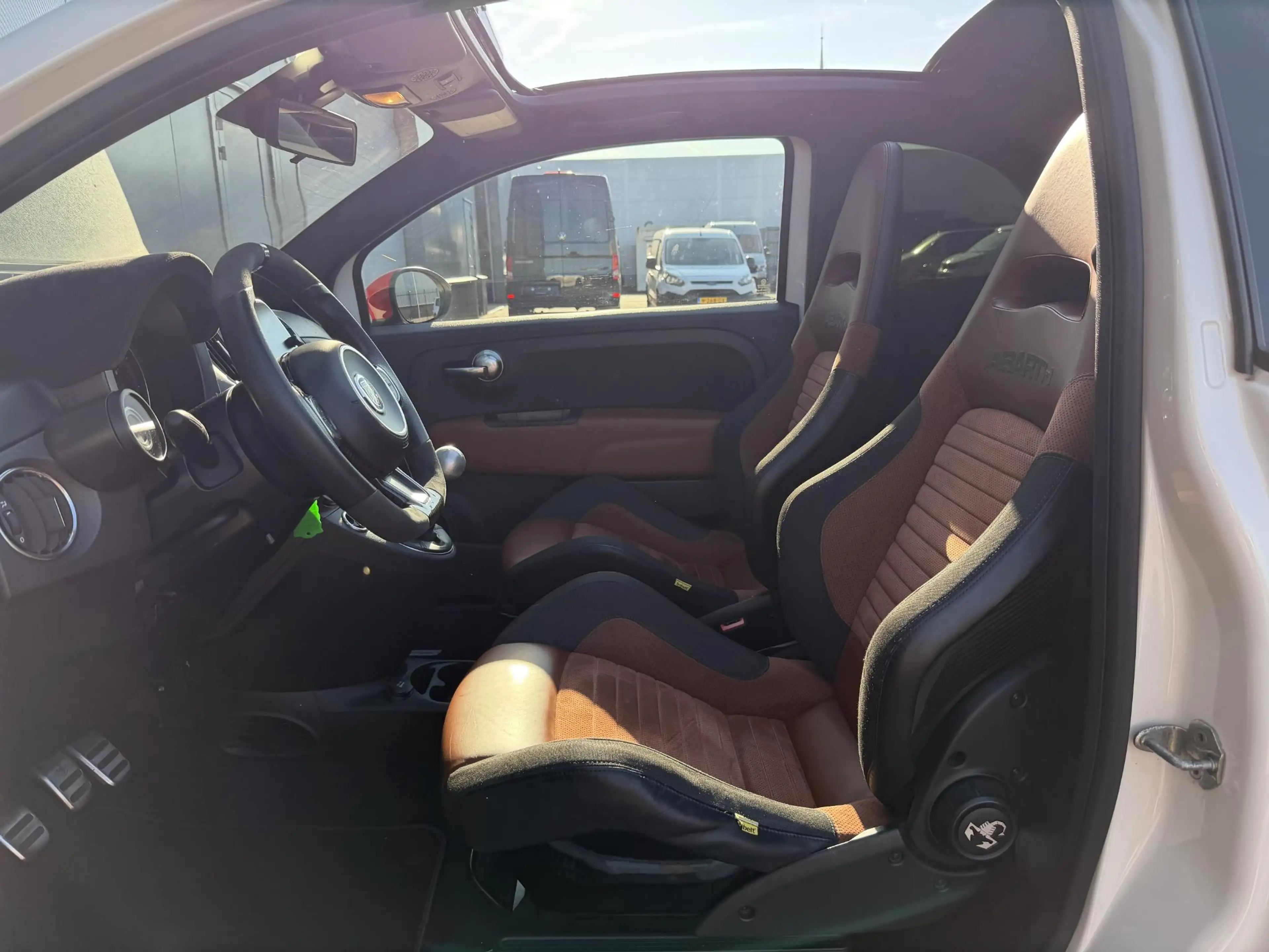 Abarth 595C 1.4 T-Jet Competizione BEATS | CARBON | BI-XENON — photo 10