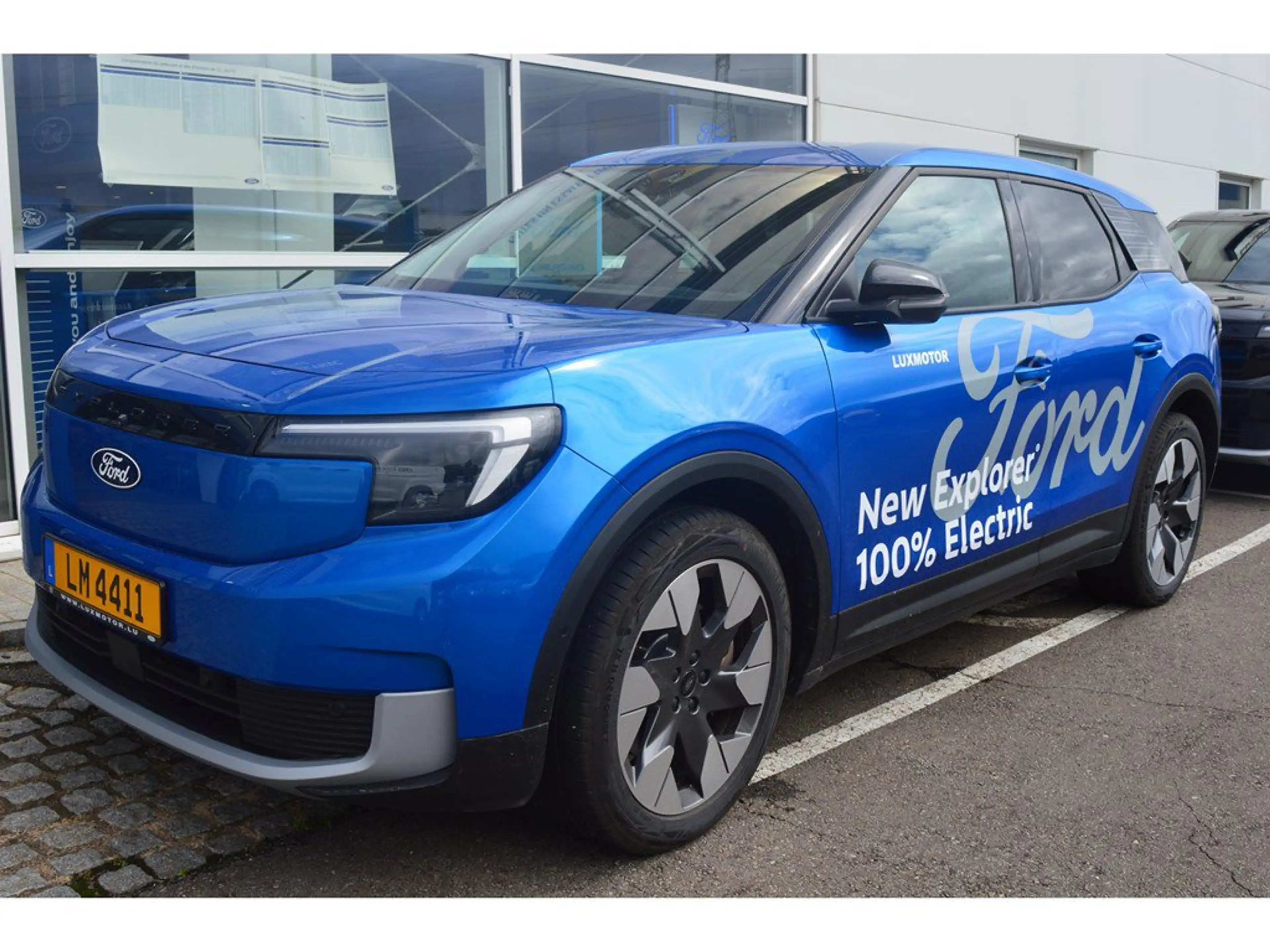 Ford Explorer Explorer Premium 79kWh Extended Range AWD 340ch/250kW - A1 — photo 3