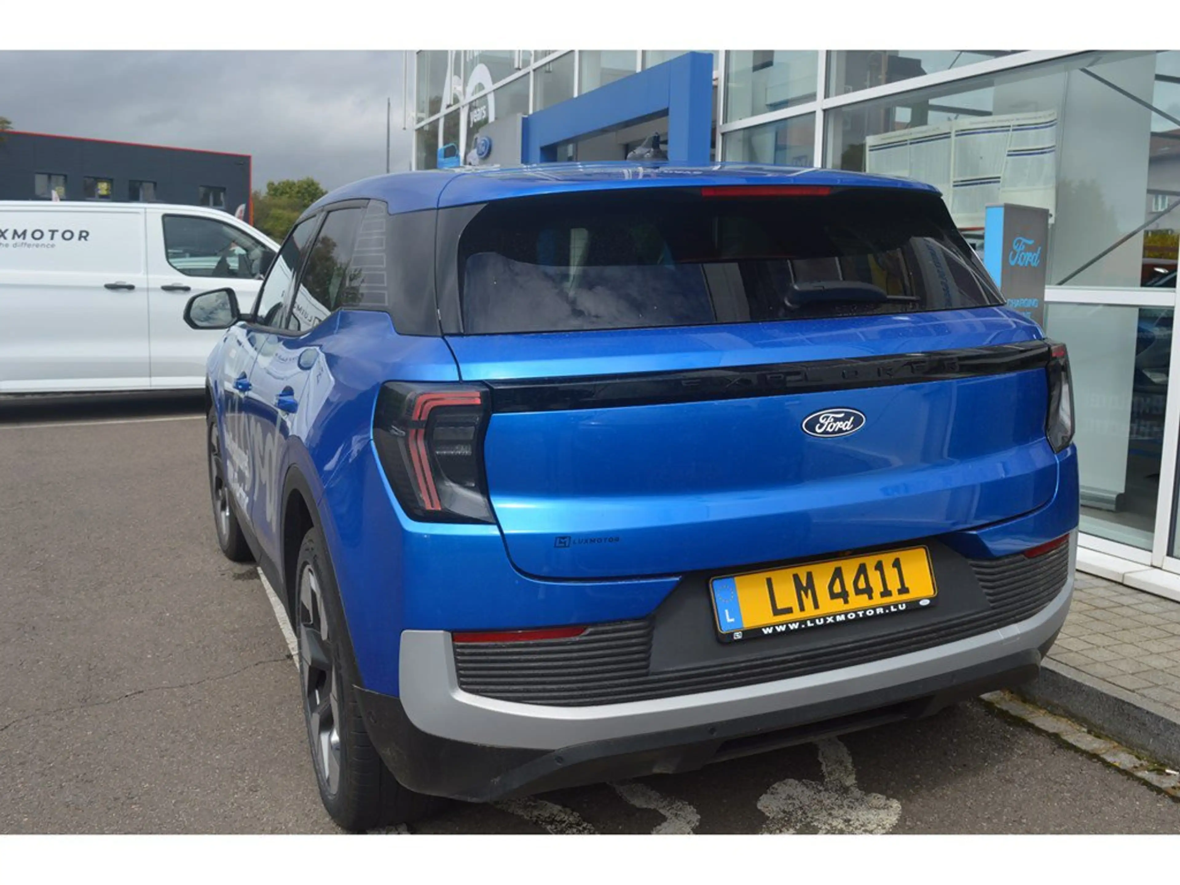 Ford Explorer Explorer Premium 79kWh Extended Range AWD 340ch/250kW - A1 — photo 4