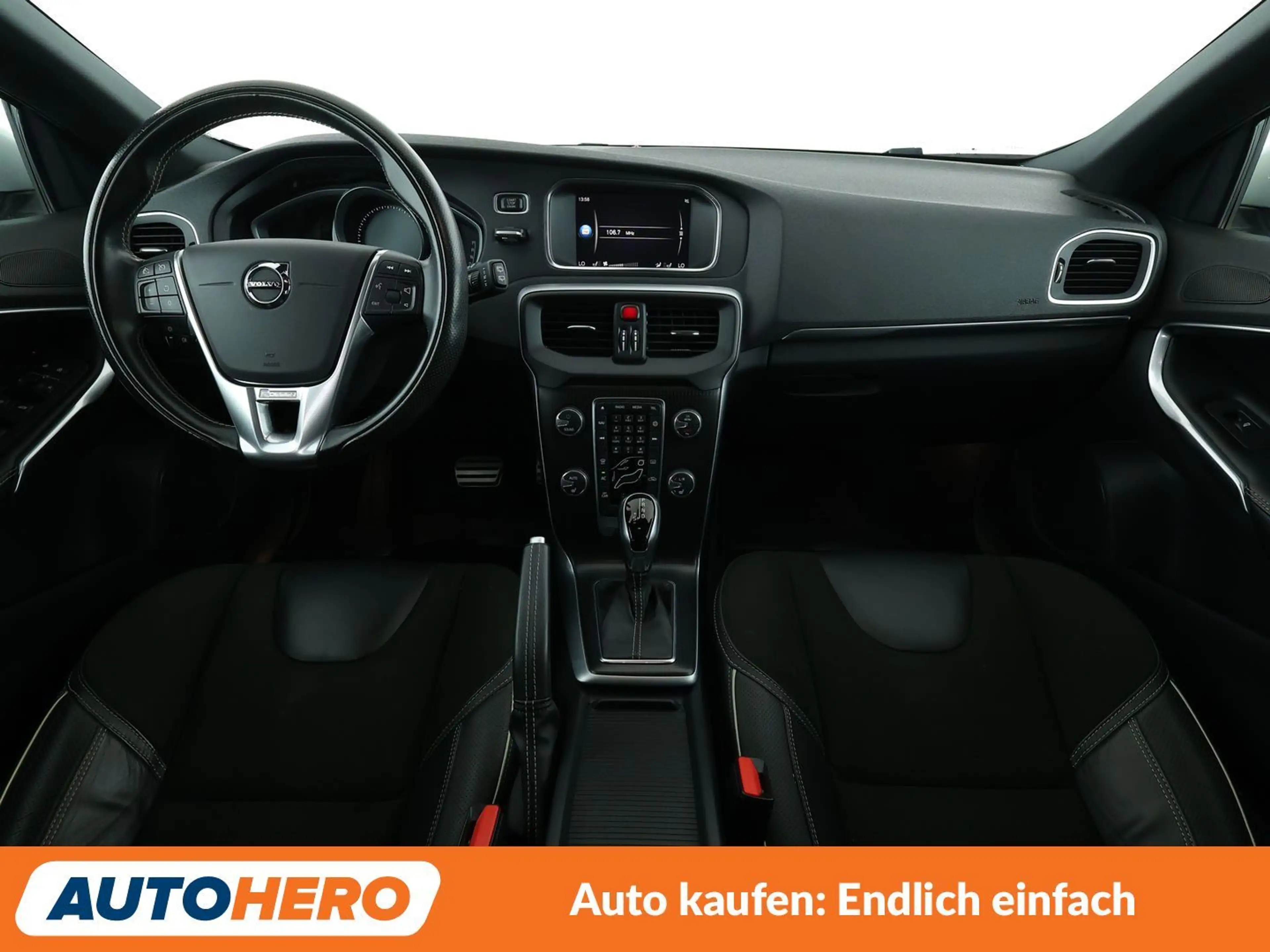 Volvo V40 1.5 R-Design Aut*NAVI*TEMPO*CAM*PDC*SHZ* — photo 12