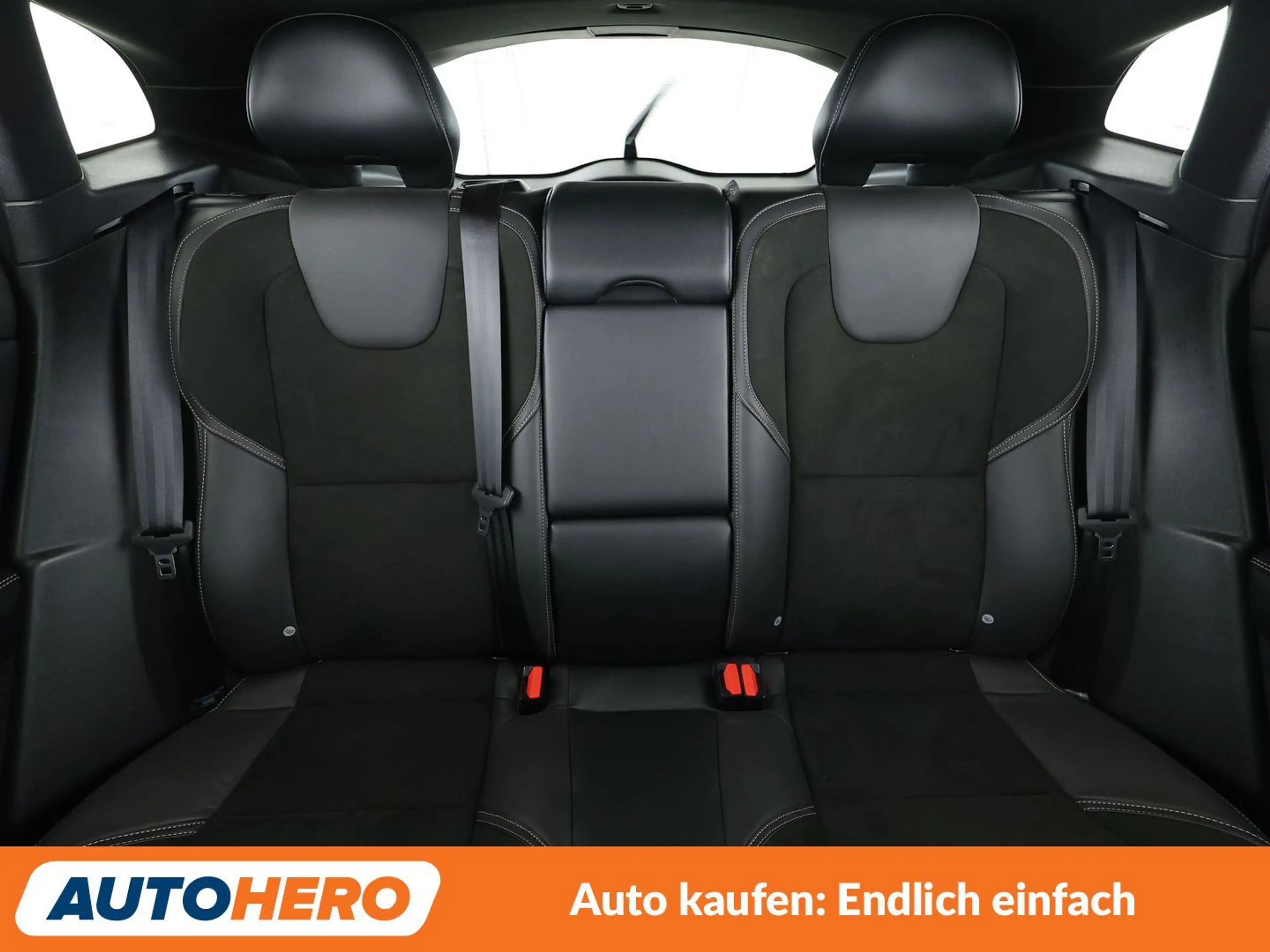 Volvo V40 1.5 R-Design Aut*NAVI*TEMPO*CAM*PDC*SHZ* — photo 15