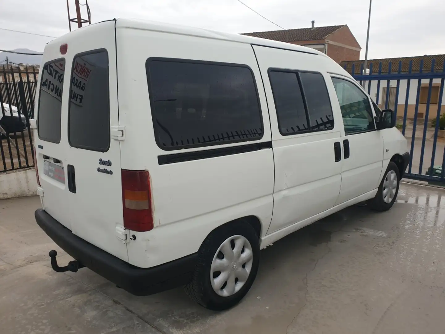 Fiat Scudo Combi 5 2.0JTD 109 Blanc - 2