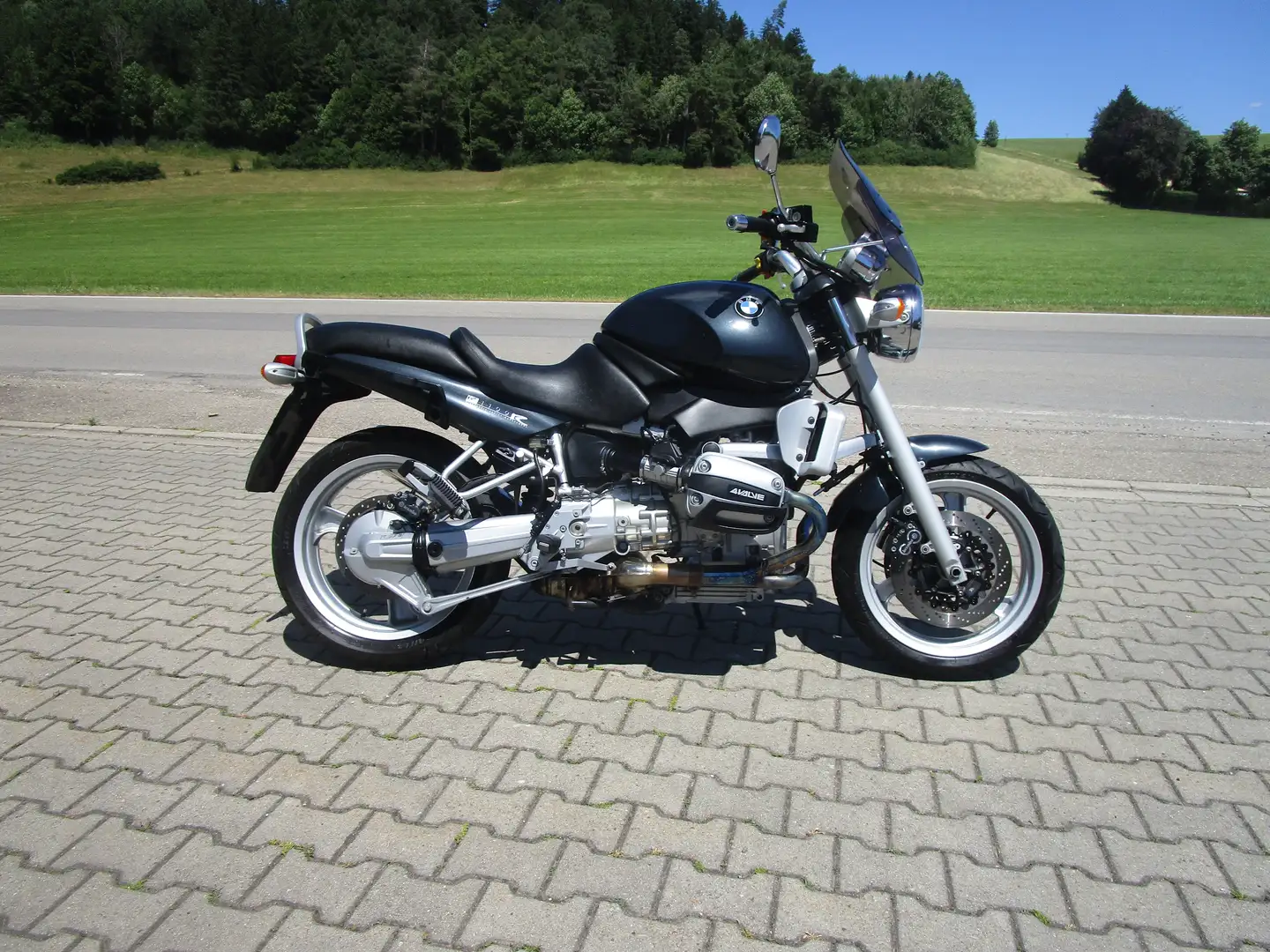 BMW R 1100 R Zwart - 1