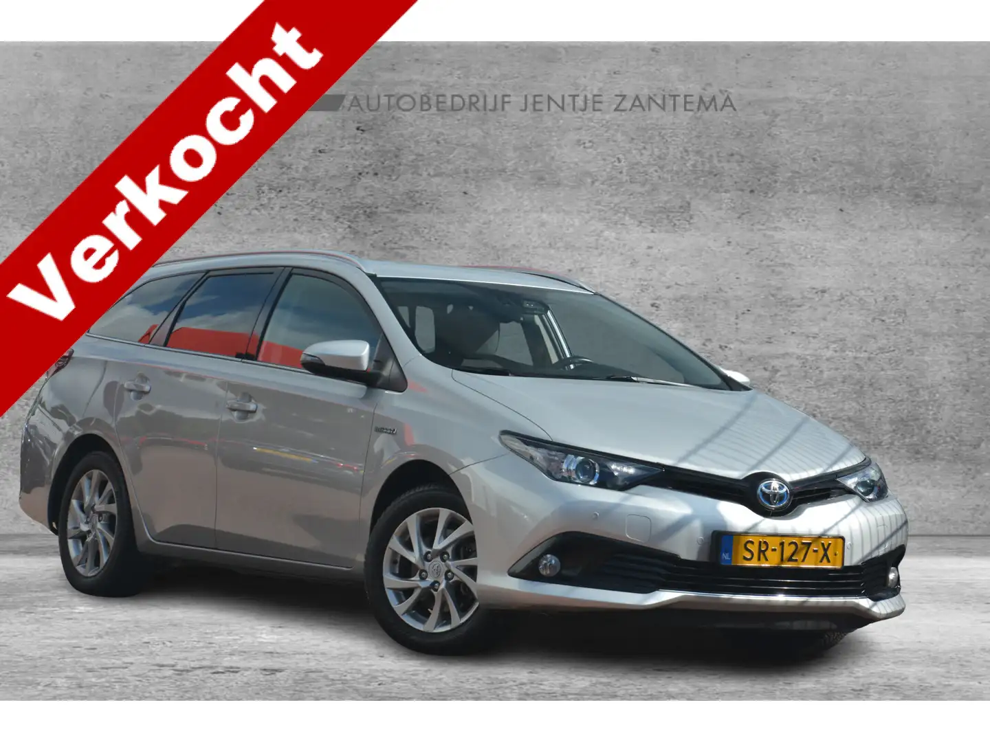 Toyota Auris Touring Sports 1.8 Hybrid Dynamic | Navigatie | Ca Gris - 1