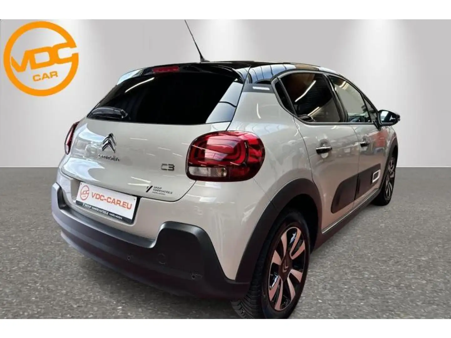 Citroen C3 Shine automaat Beige - 1