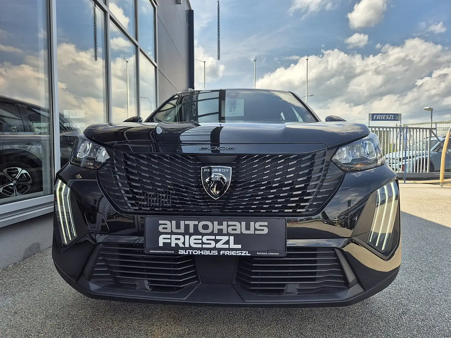 Peugeot 2008 PureTech 100 S&S Active 6-Gang-Manuell Schwarz - 2