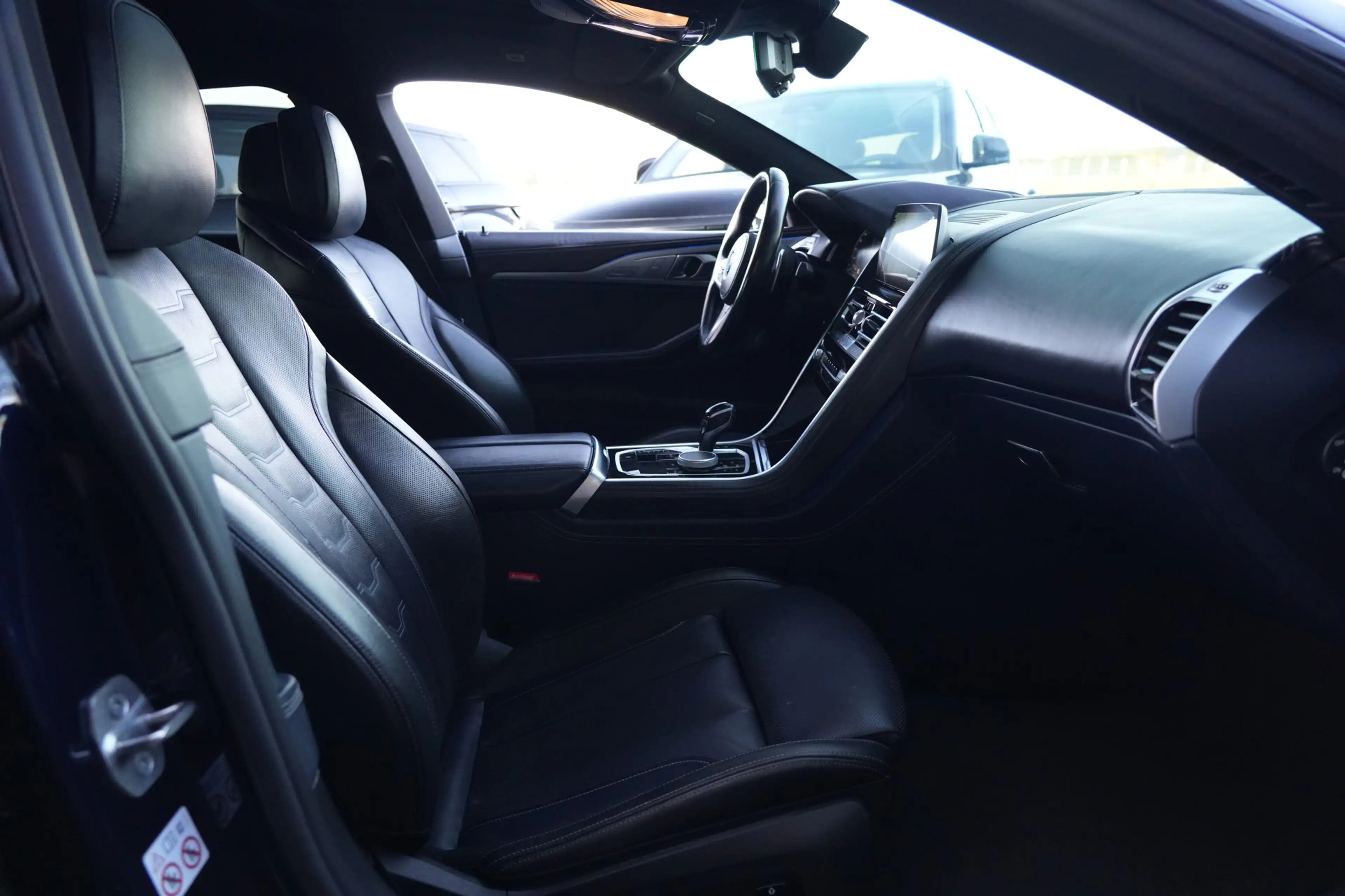 BMW M850 8-serie Gran Coupé M850i xDrive High Executive — photo 9
