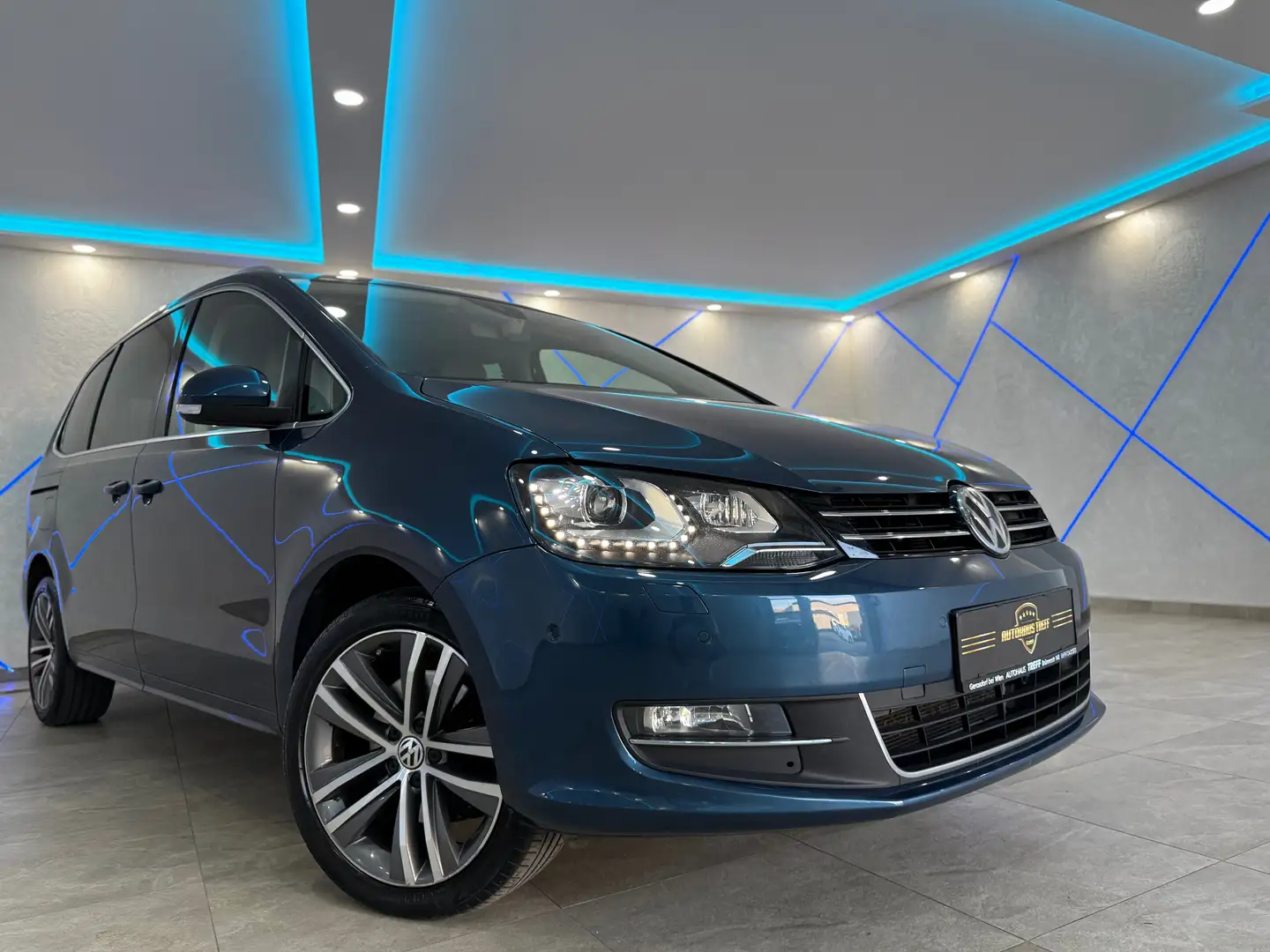 Volkswagen Sharan Highline DSG*6-SITZER*EL.SCHIEBETÜR*ACC*XENON* Blau - 1