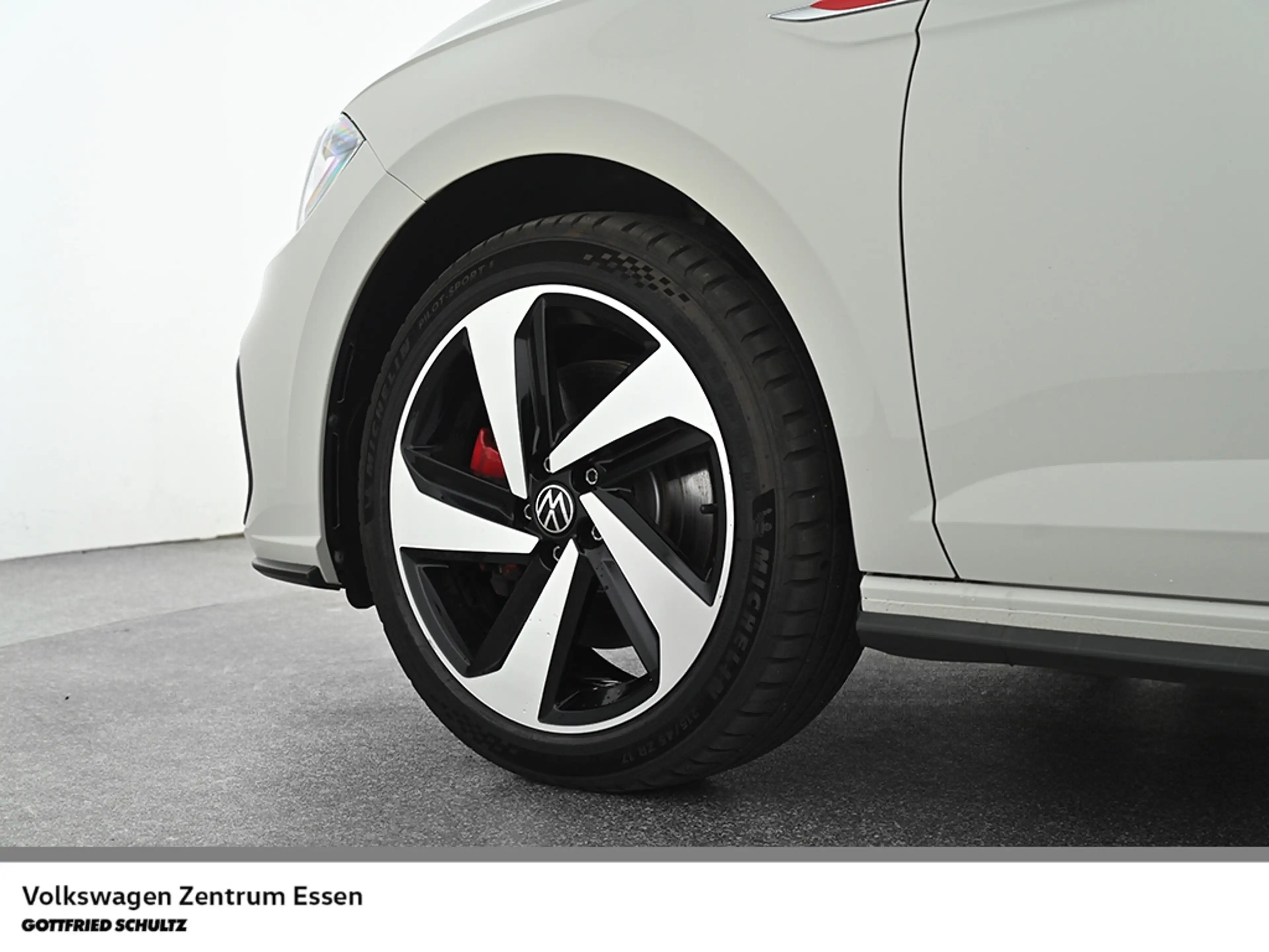 Volkswagen Polo GTI Navi IQ.Drive Matrix AppConnect — photo 5