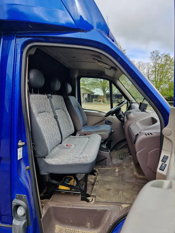 Renault Master T35 2.8dTi L3H2, foto 5