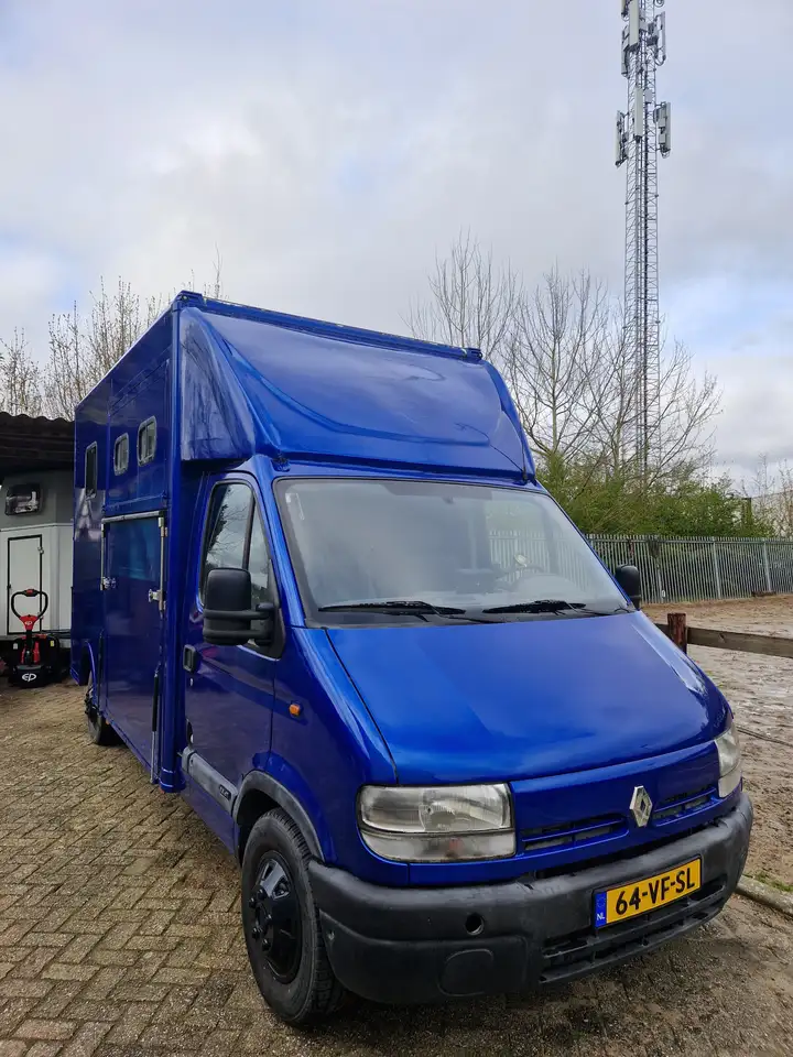 Renault Master T35 2.8dTi L3H2, foto 1