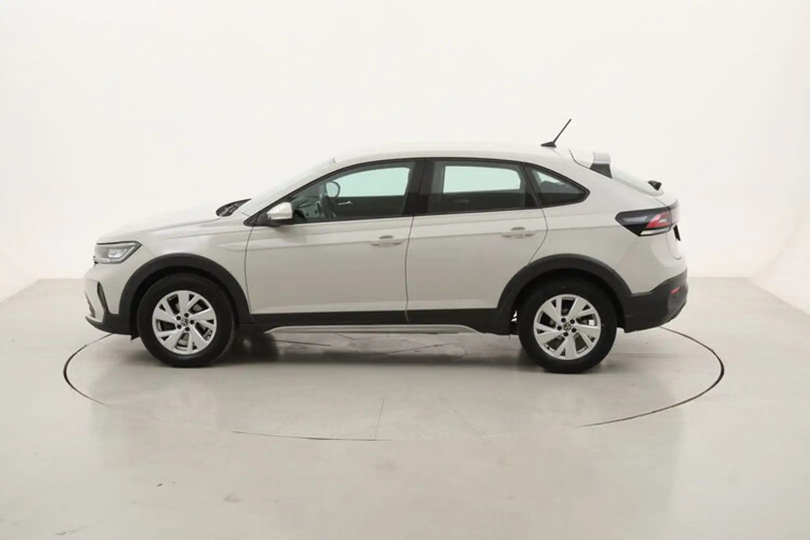 Volkswagen Taigo Life 1.0 Benzina 110CV Grigio - 2