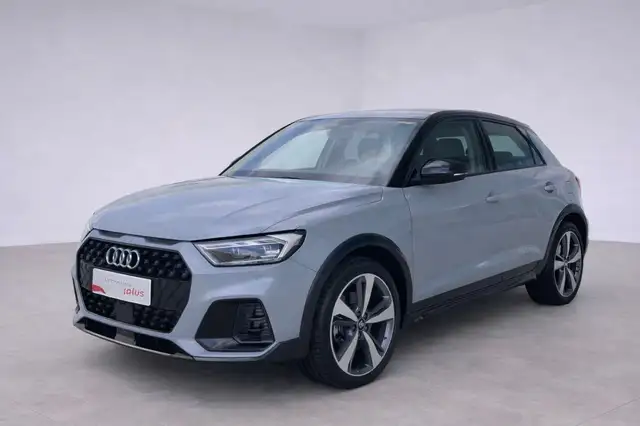 Audi A1 Allstreet 30 TSI Identity Contrast