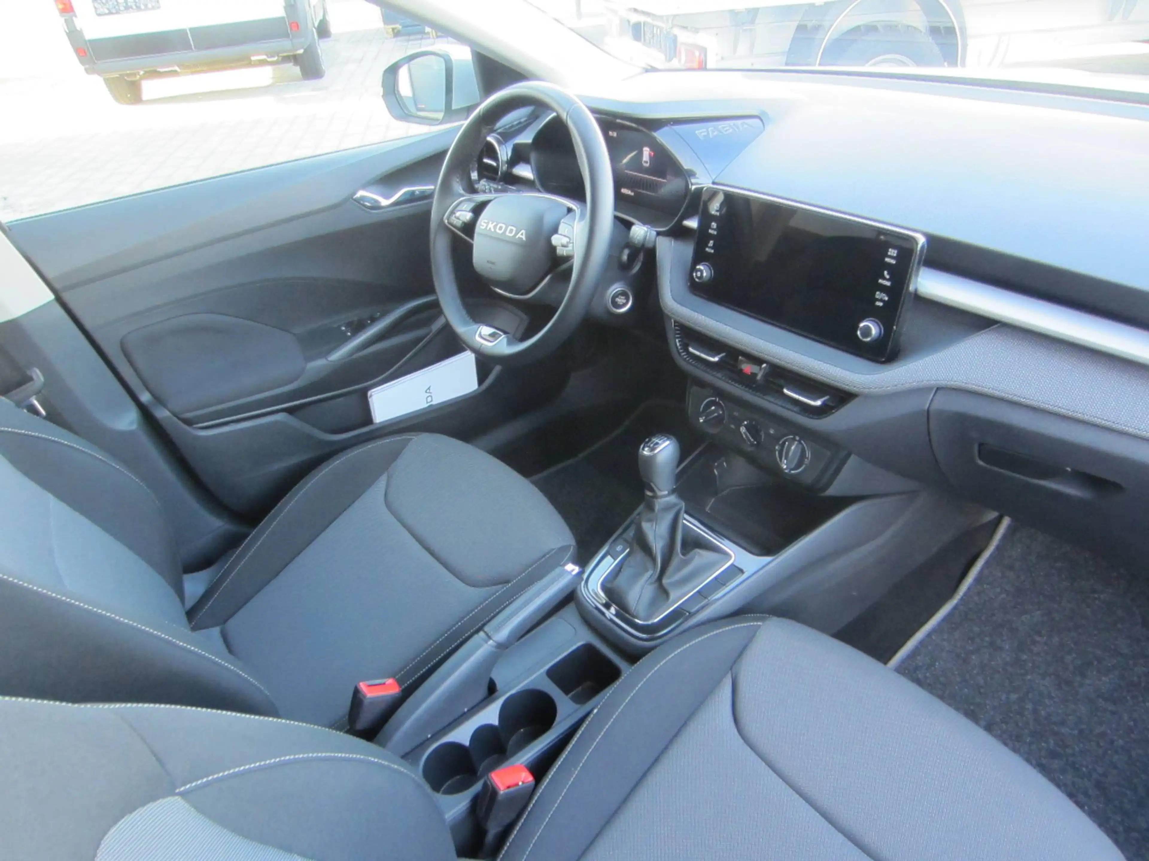 Skoda Fabia Selection,LED,Sitzheizung,PDC — photo 12