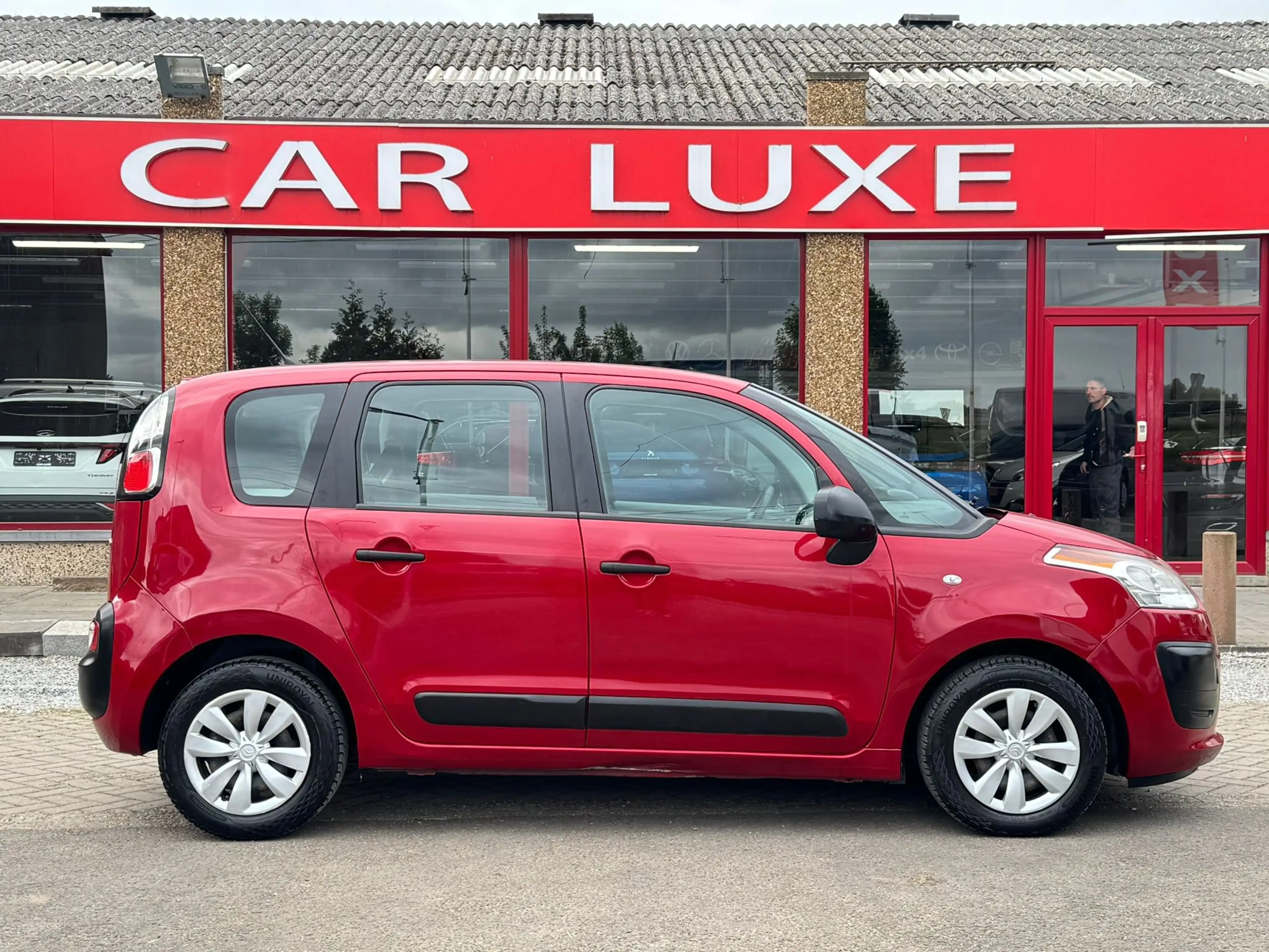 Citroen C3 Picasso 1.4 VTi 5 PORTES ESSENCE — photo 13