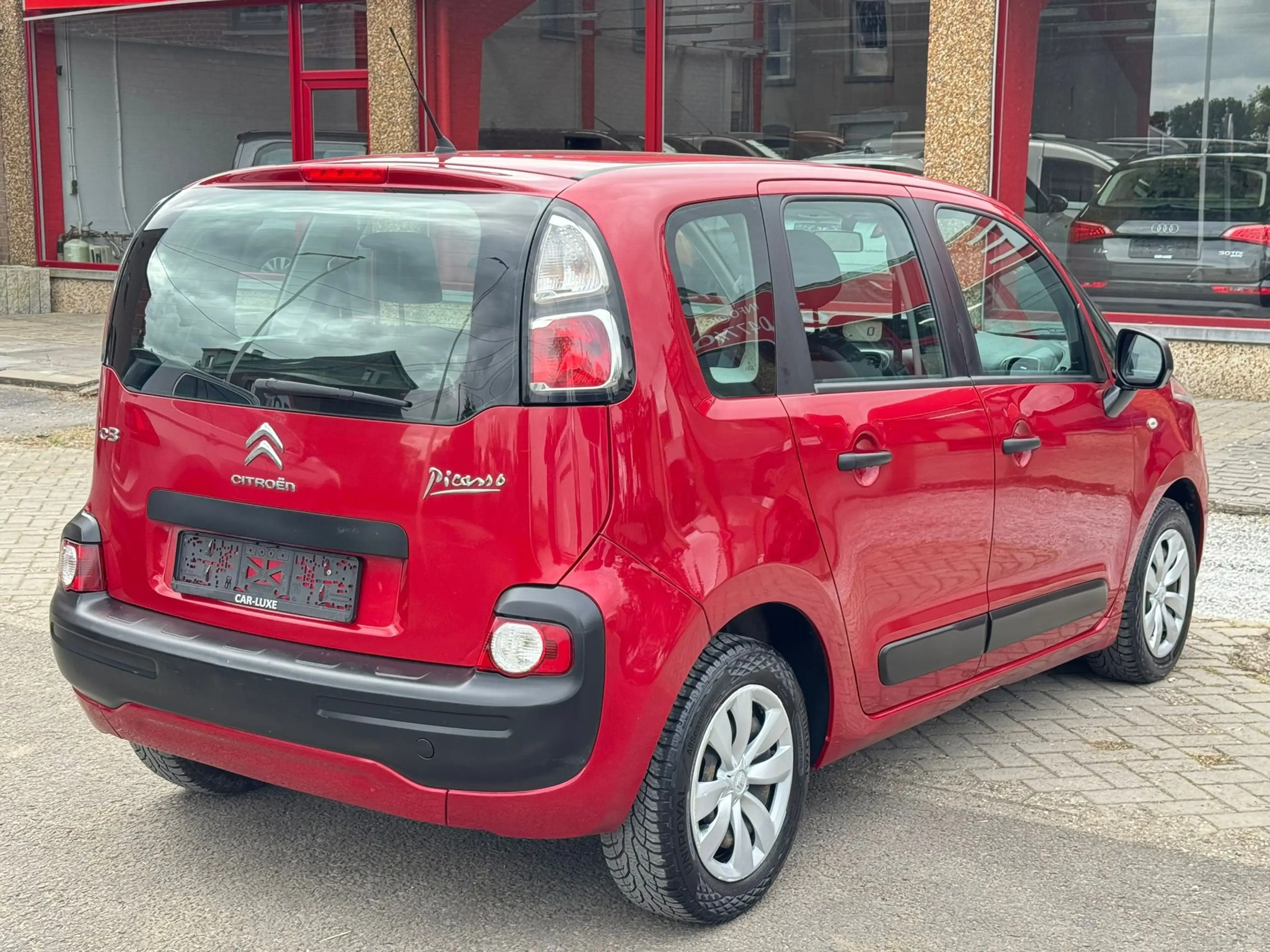 Citroen C3 Picasso 1.4 VTi 5 PORTES ESSENCE — photo 8