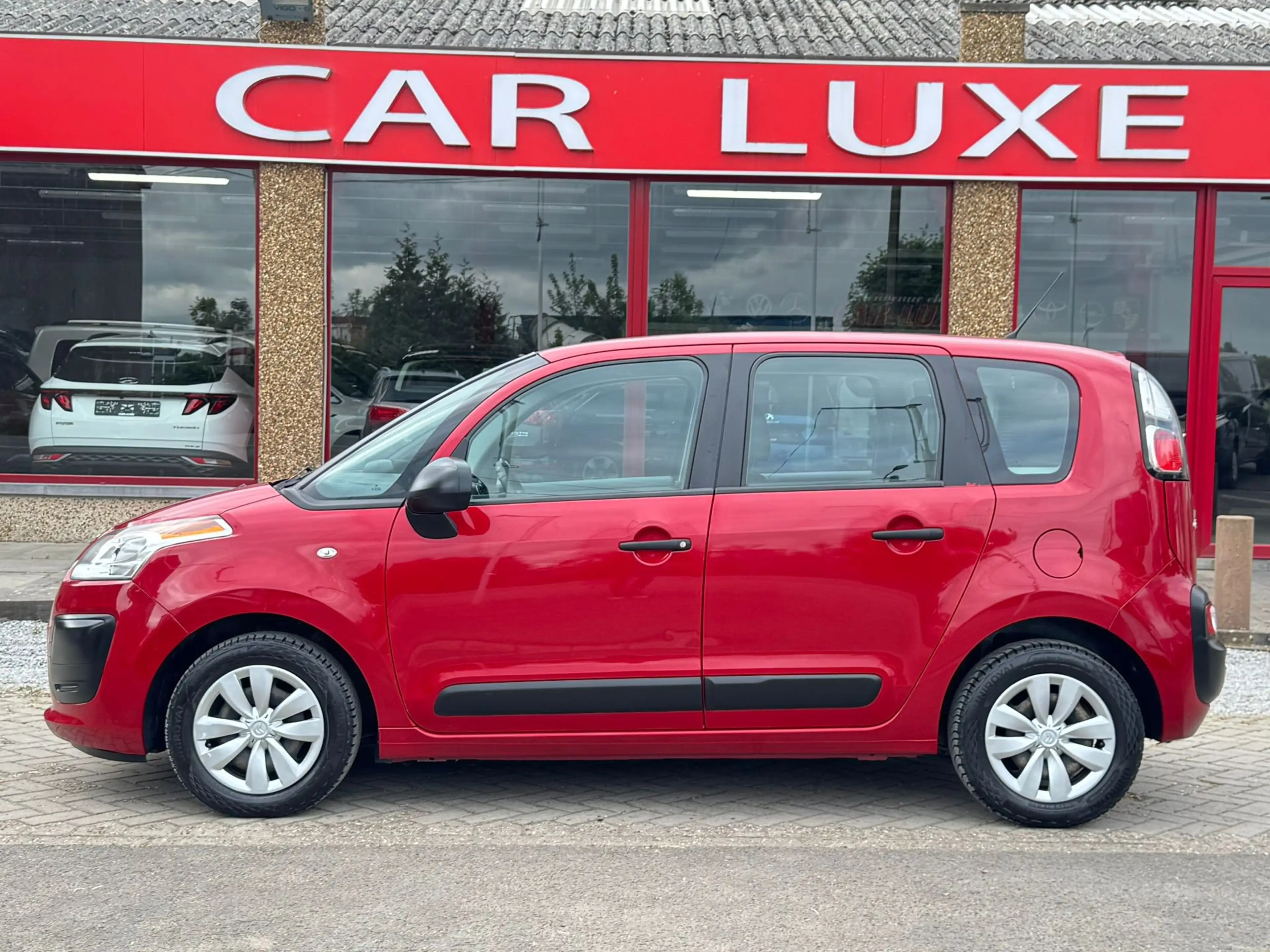 Citroen C3 Picasso 1.4 VTi 5 PORTES ESSENCE — photo 3