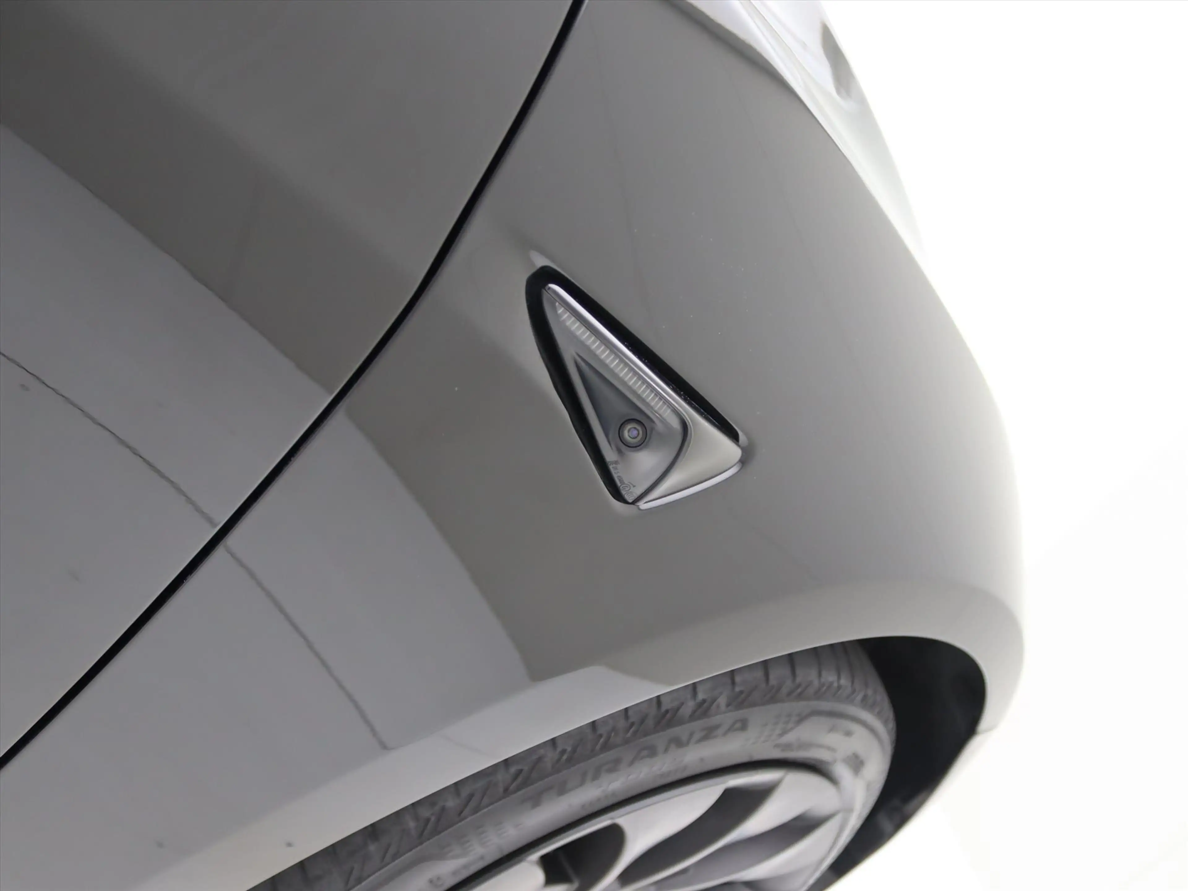 Tesla Model 3 Standard RWD Plus FACELIFT 90,6% SoH [ AUTOPILOT+L — photo 25