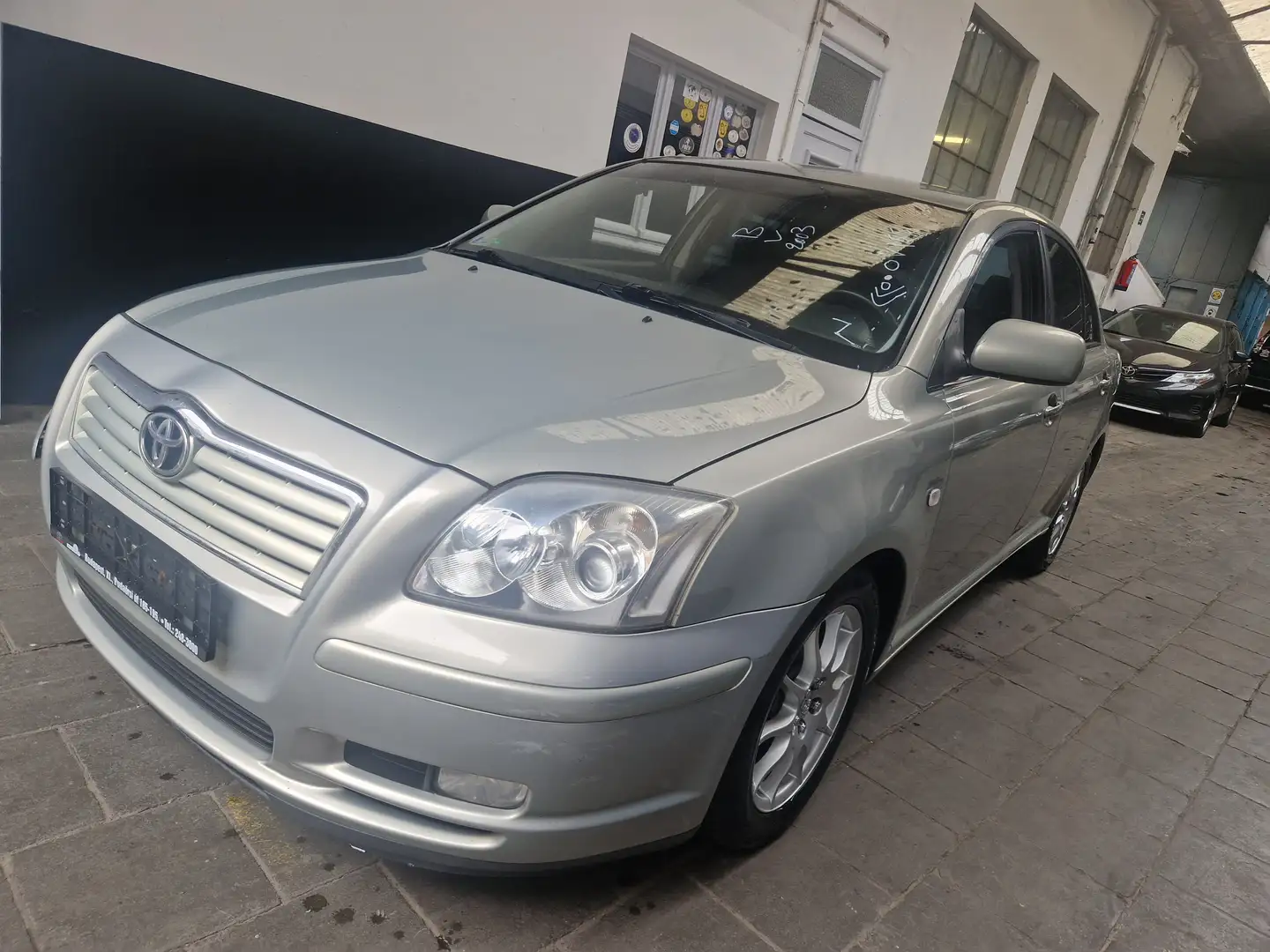 Toyota Avensis 16v 1.8 Bronze - 2