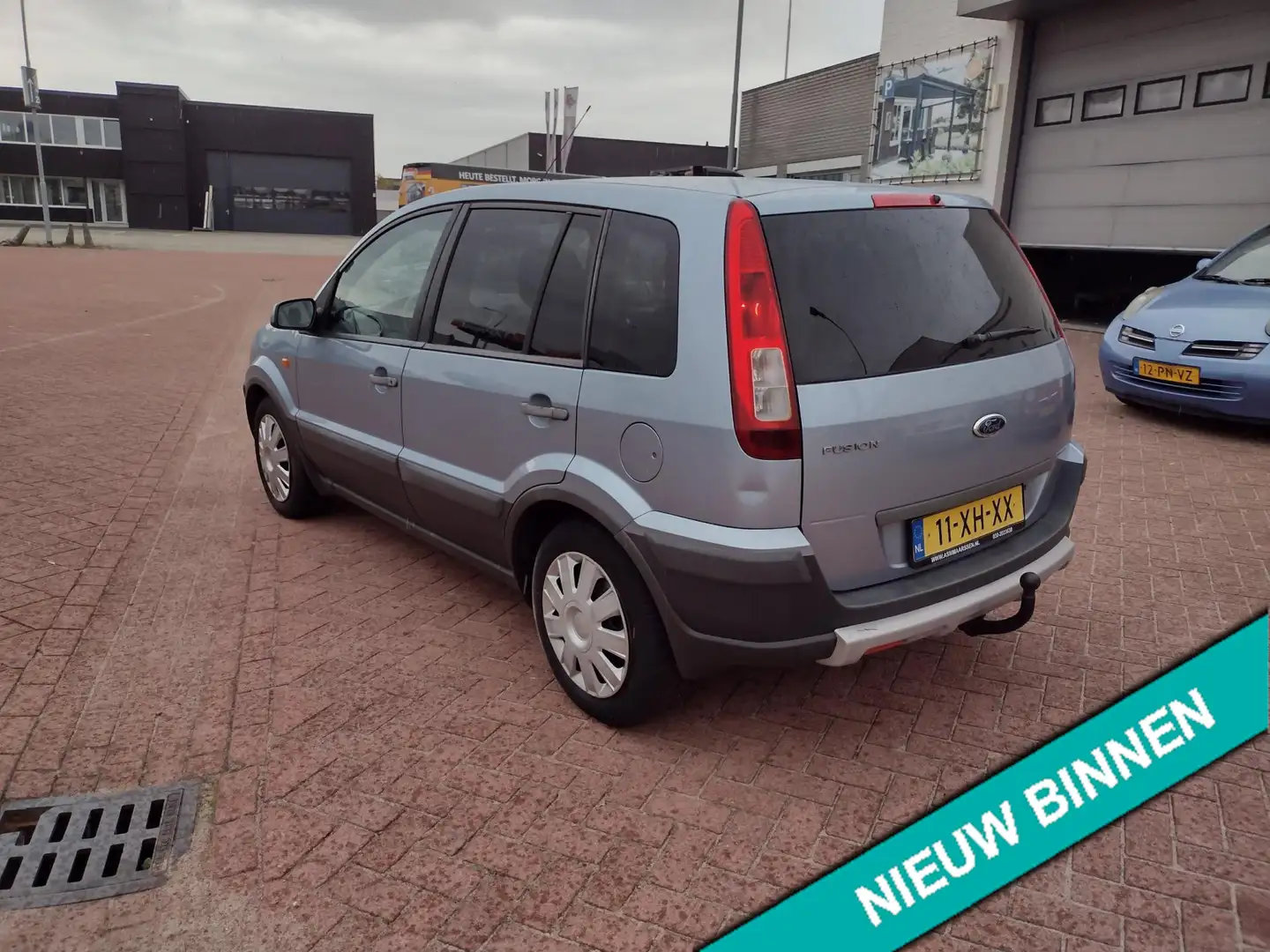 Ford Fusion 1.6-16V Crossroad MOOIE AUTO BEL 0619590613 HOGE I Gris - 2