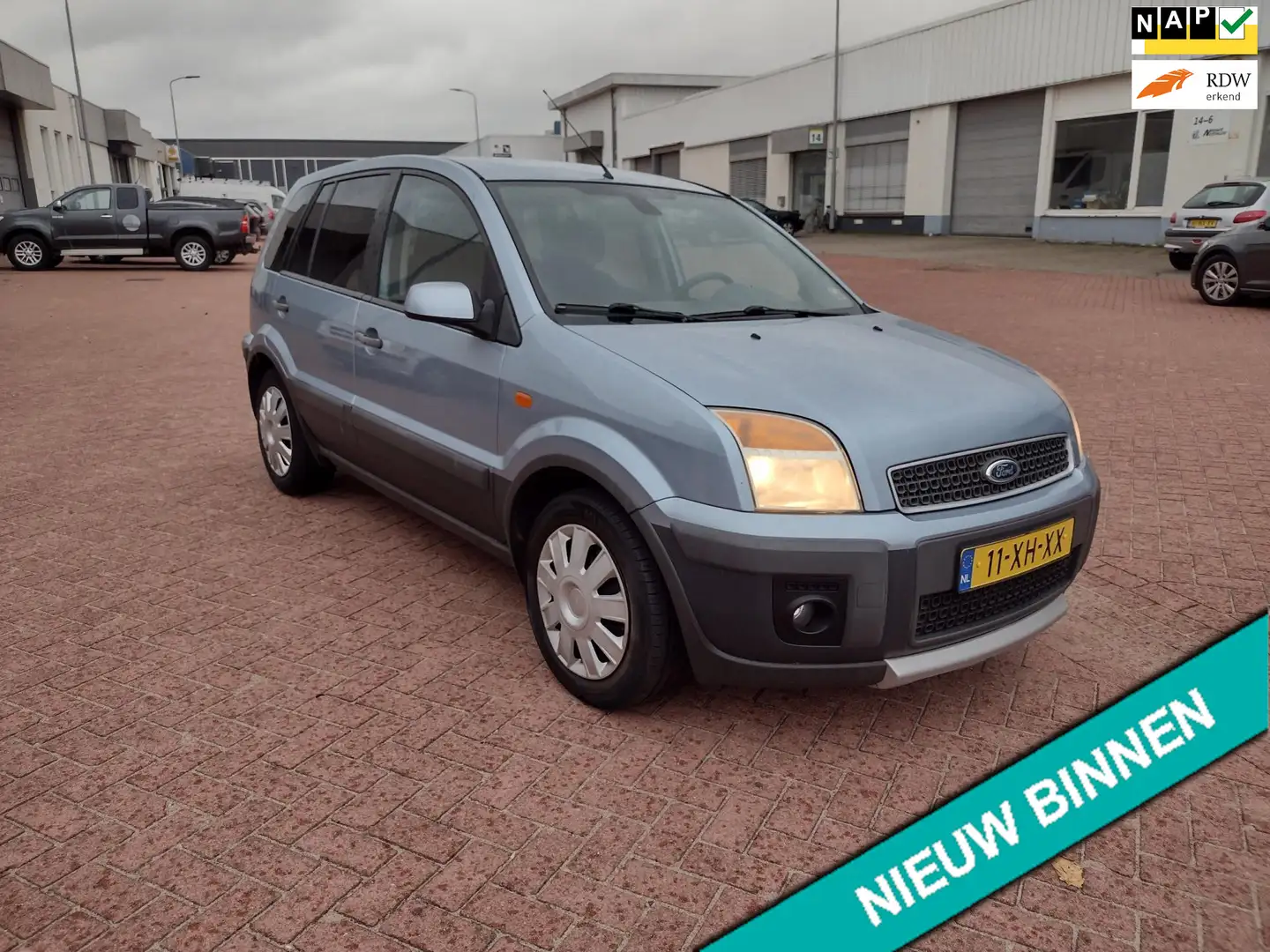 Ford Fusion 1.6-16V Crossroad MOOIE AUTO BEL 0619590613 HOGE I Gris - 1