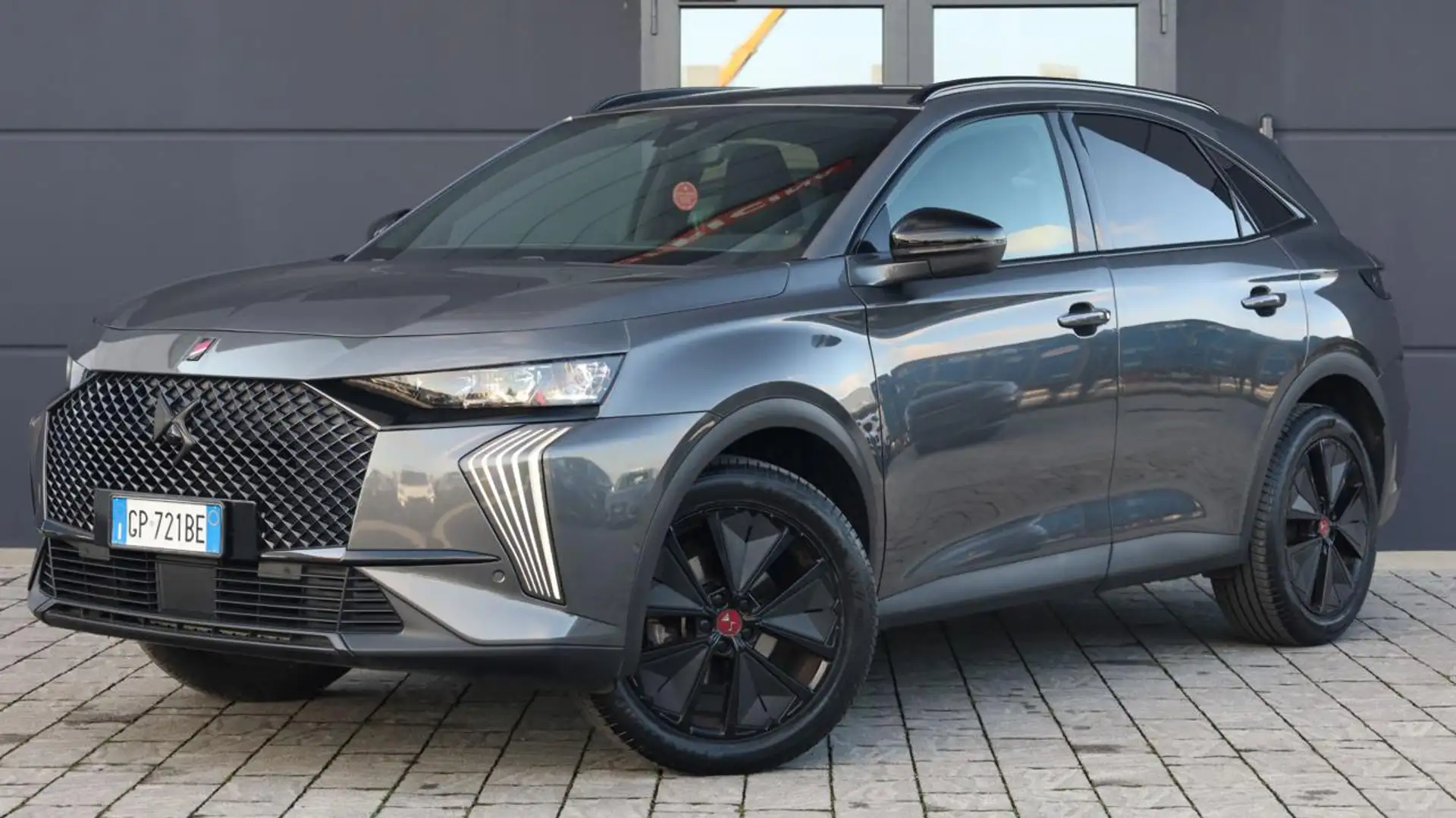 DS Automobiles DS 7 BlueHDi 130 aut. Performance Line Gris - 2