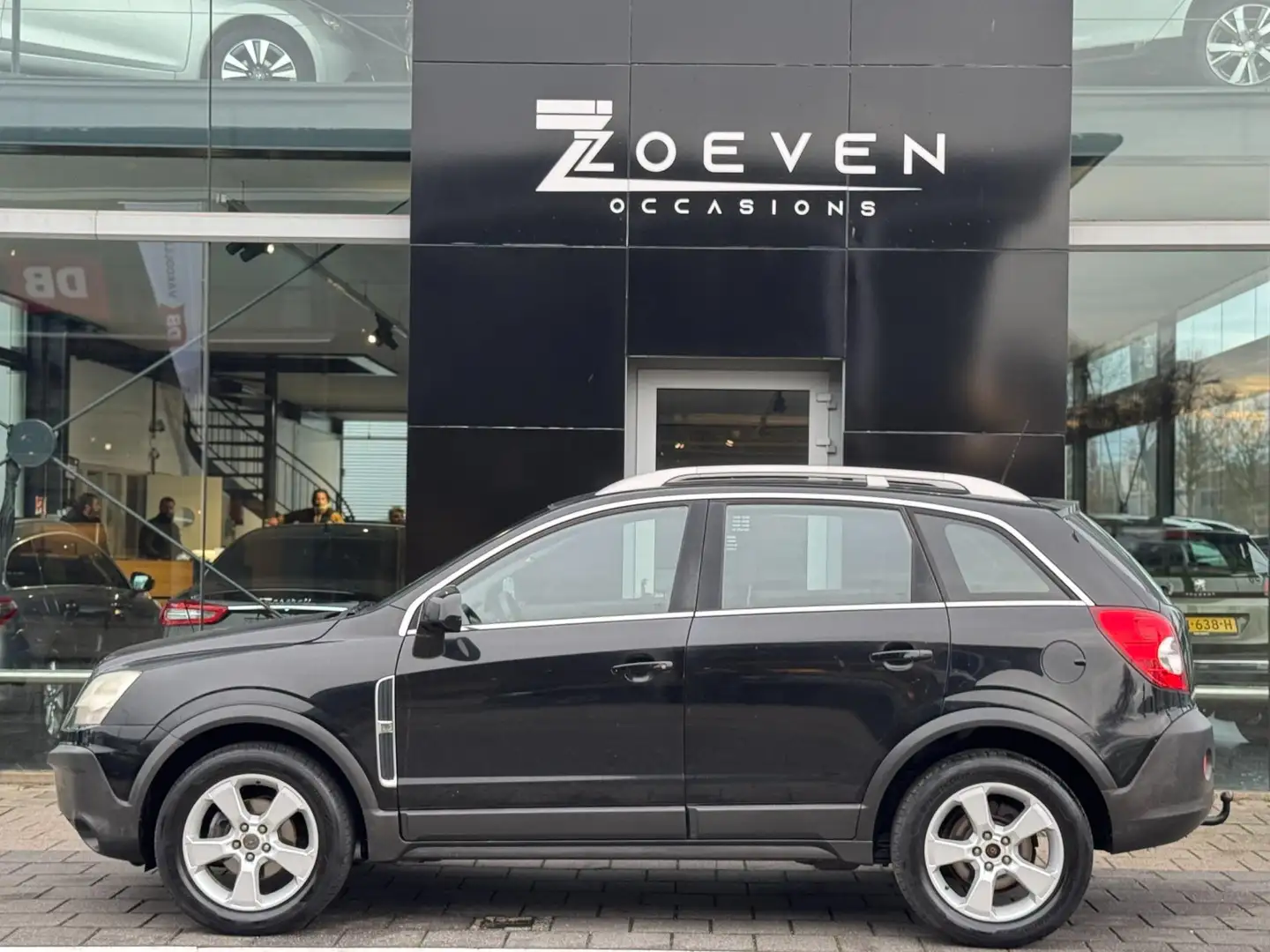 Opel Antara 2.4-16V Enjoy Zwart - 2