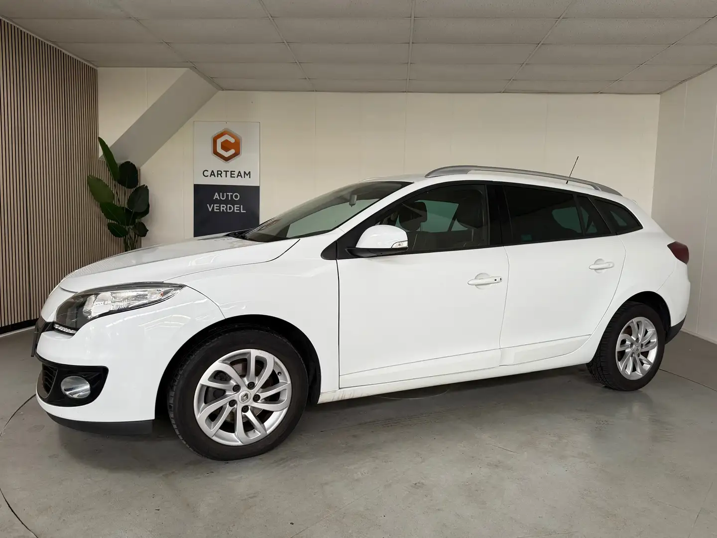 Renault Megane Estate 1.2 TCe Expression Airco, LMV, stoel verw. Wit - 1