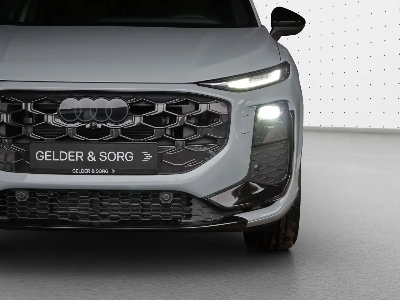 Audi Q3 SUV TFSI S-tr. S line *LED*TechPlus* 12