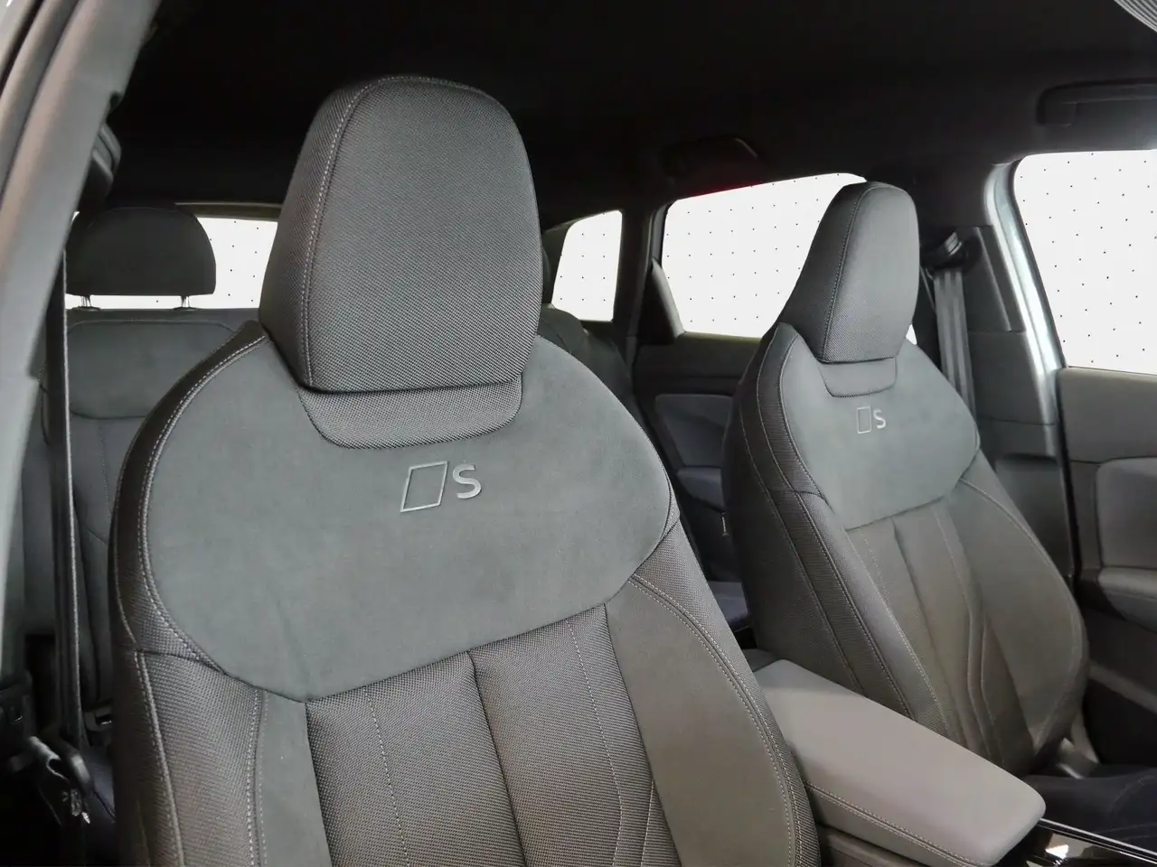 Audi Q3 SUV TFSI S-tr. S line *LED*TechPlus* 10