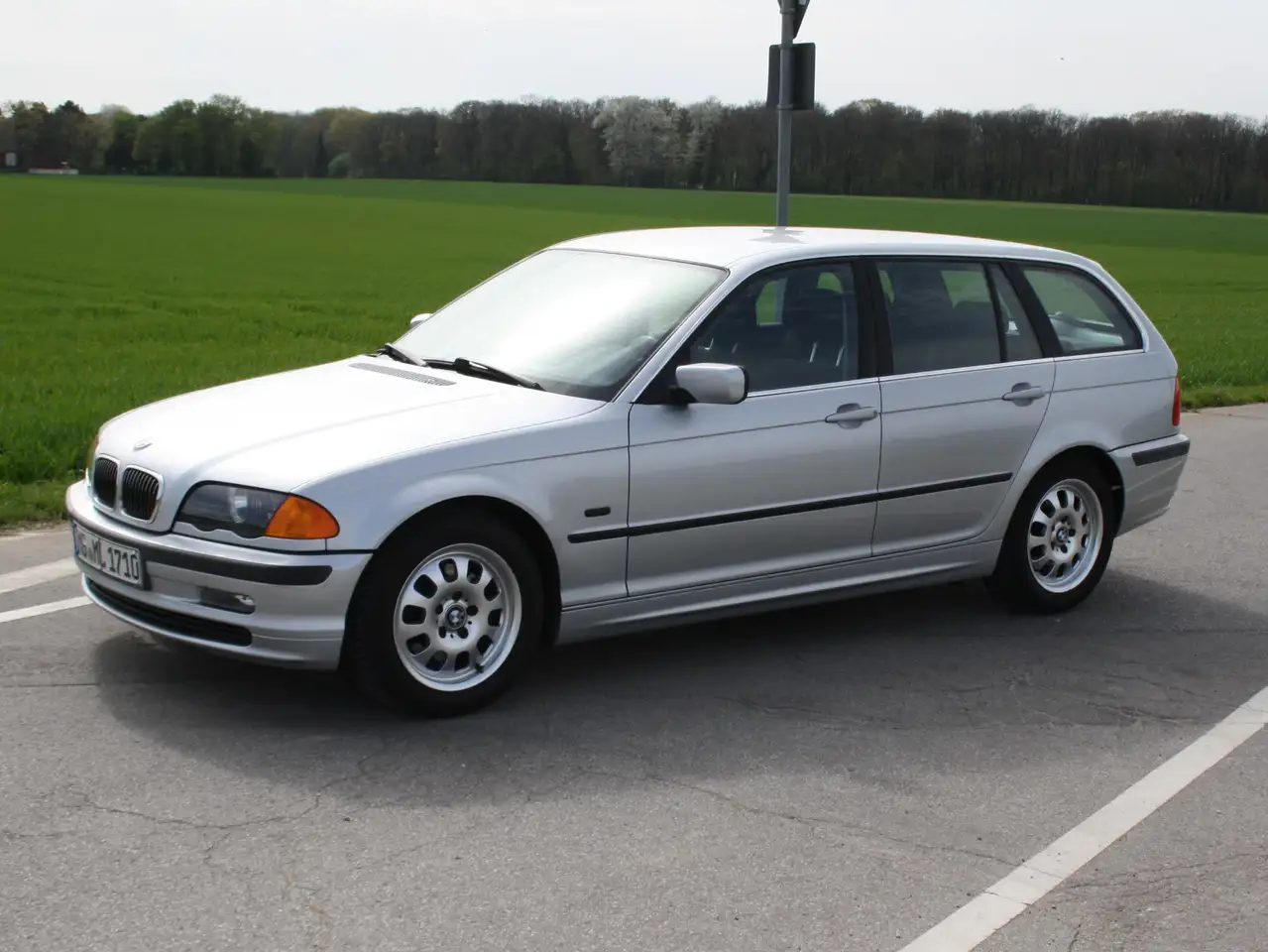 BMW 320i touring, TÜV NEU, Automatik, foto 1
