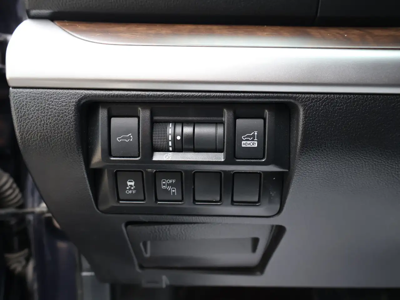 Subaru OUTBACK снимка Subaru OUTBACK