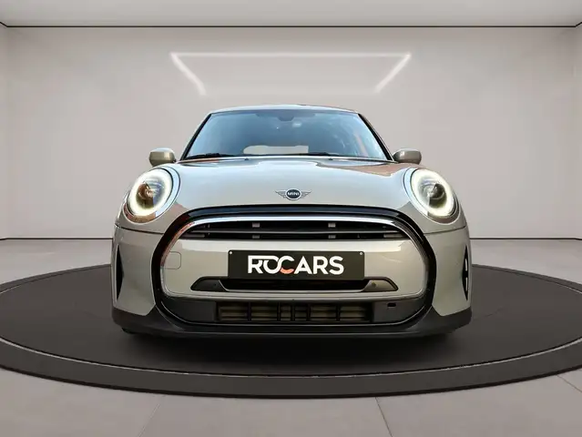 Mini Cooper Cooper view 2