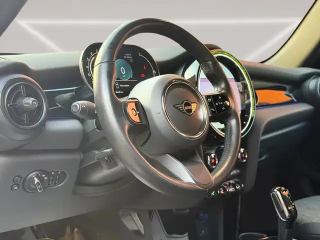 Mini Cooper Cooper view 11