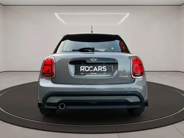 Mini Cooper Cooper view 8